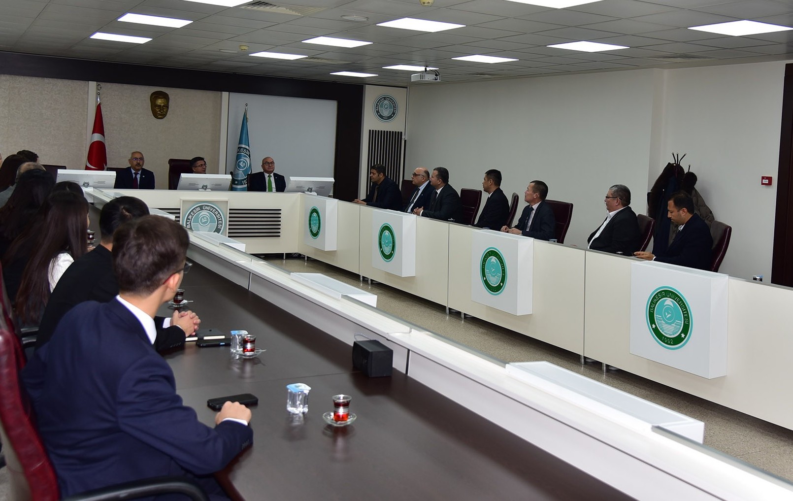 BAÜN’de Türk Dünyası Buluşması: Rektör Oğurlu Karakalpak Heyetini Ağırladı 4