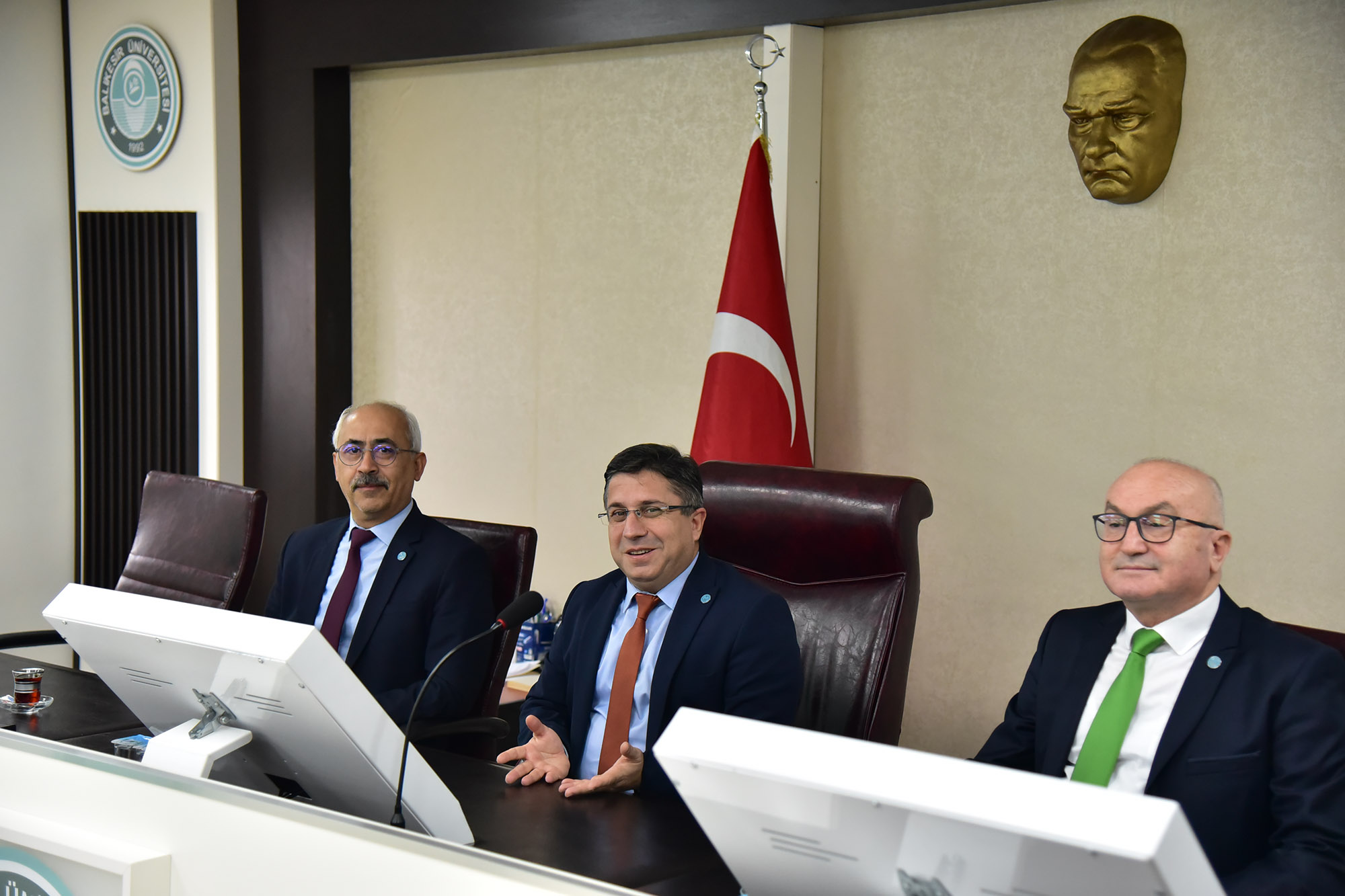 BAÜN’de Türk Dünyası Buluşması: Rektör Oğurlu Karakalpak Heyetini Ağırladı 2