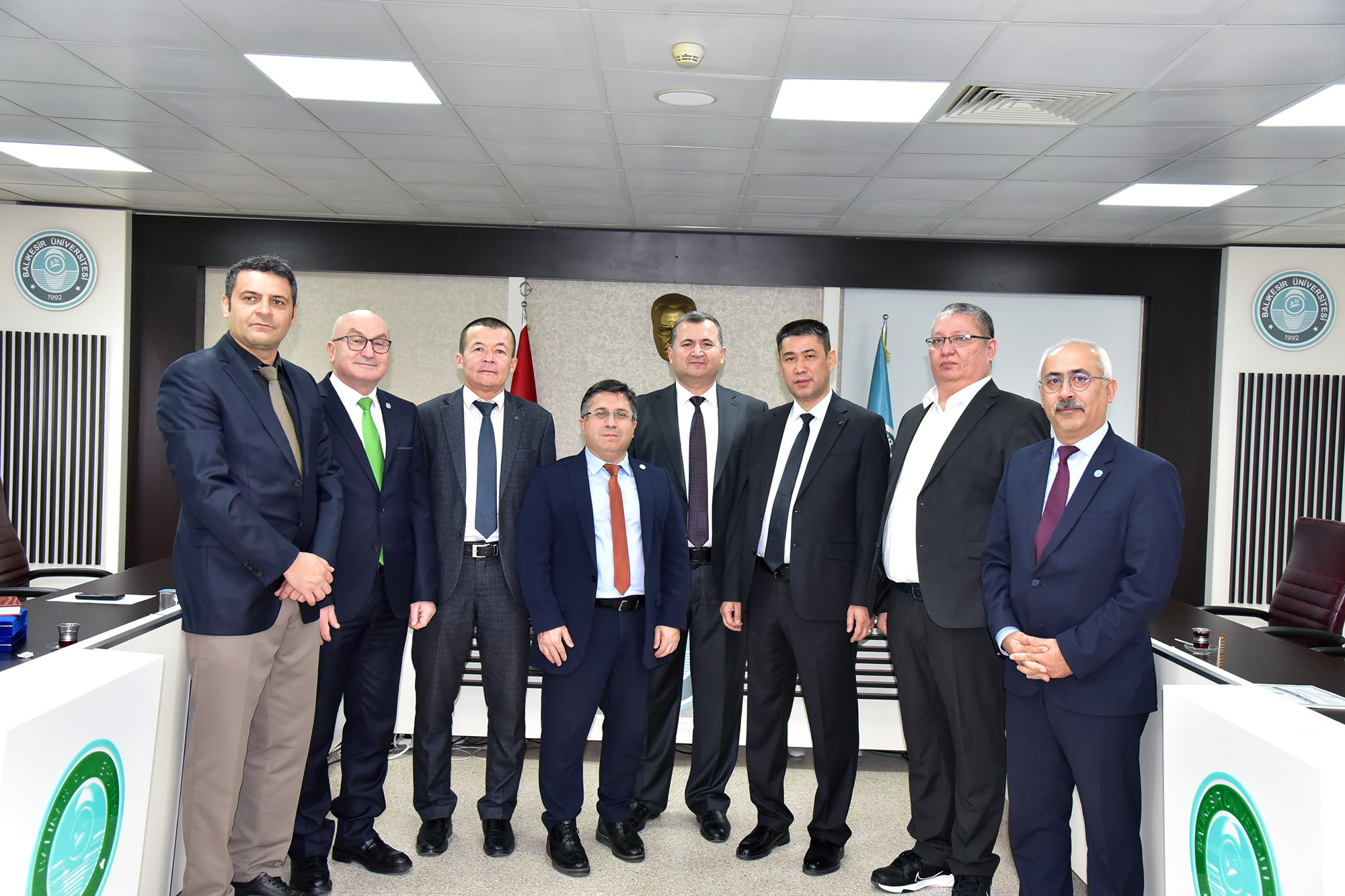 BAÜN’de Türk Dünyası Buluşması: Rektör Oğurlu Karakalpak Heyetini Ağırladı 6