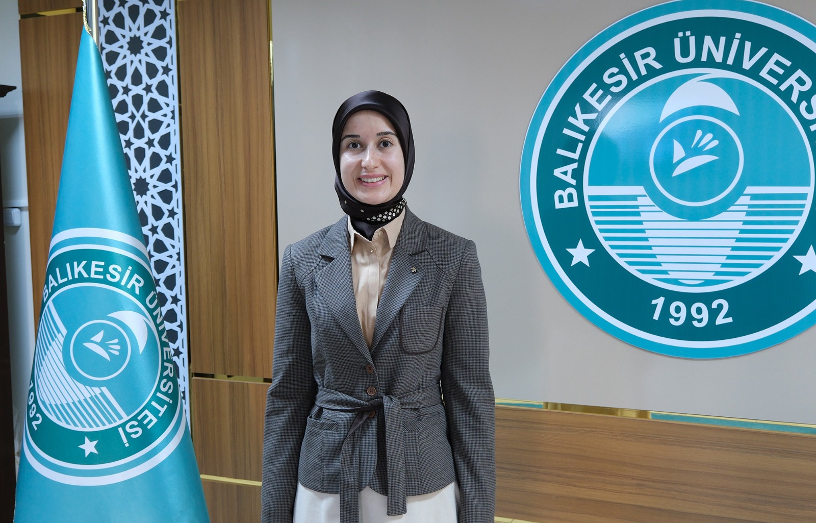 Dr. Öğr. Üyesi Gökçe ARIKAN