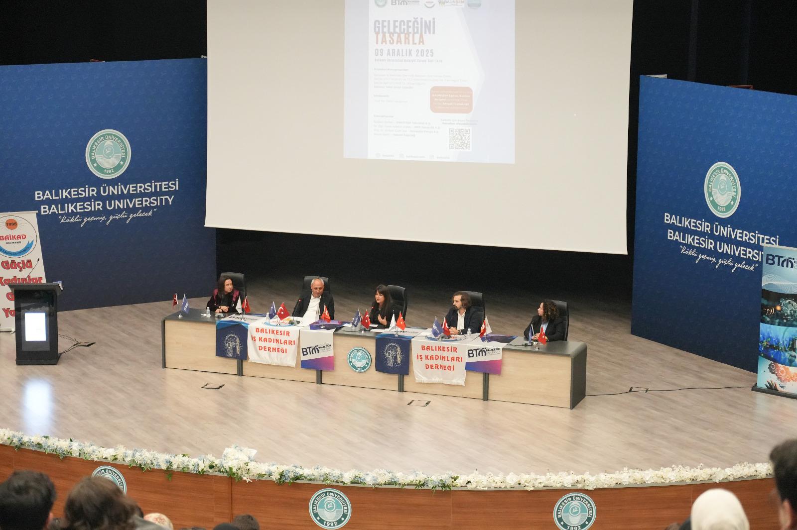 Yüksekokulumuz Geleceğini Tasarla Panelinde