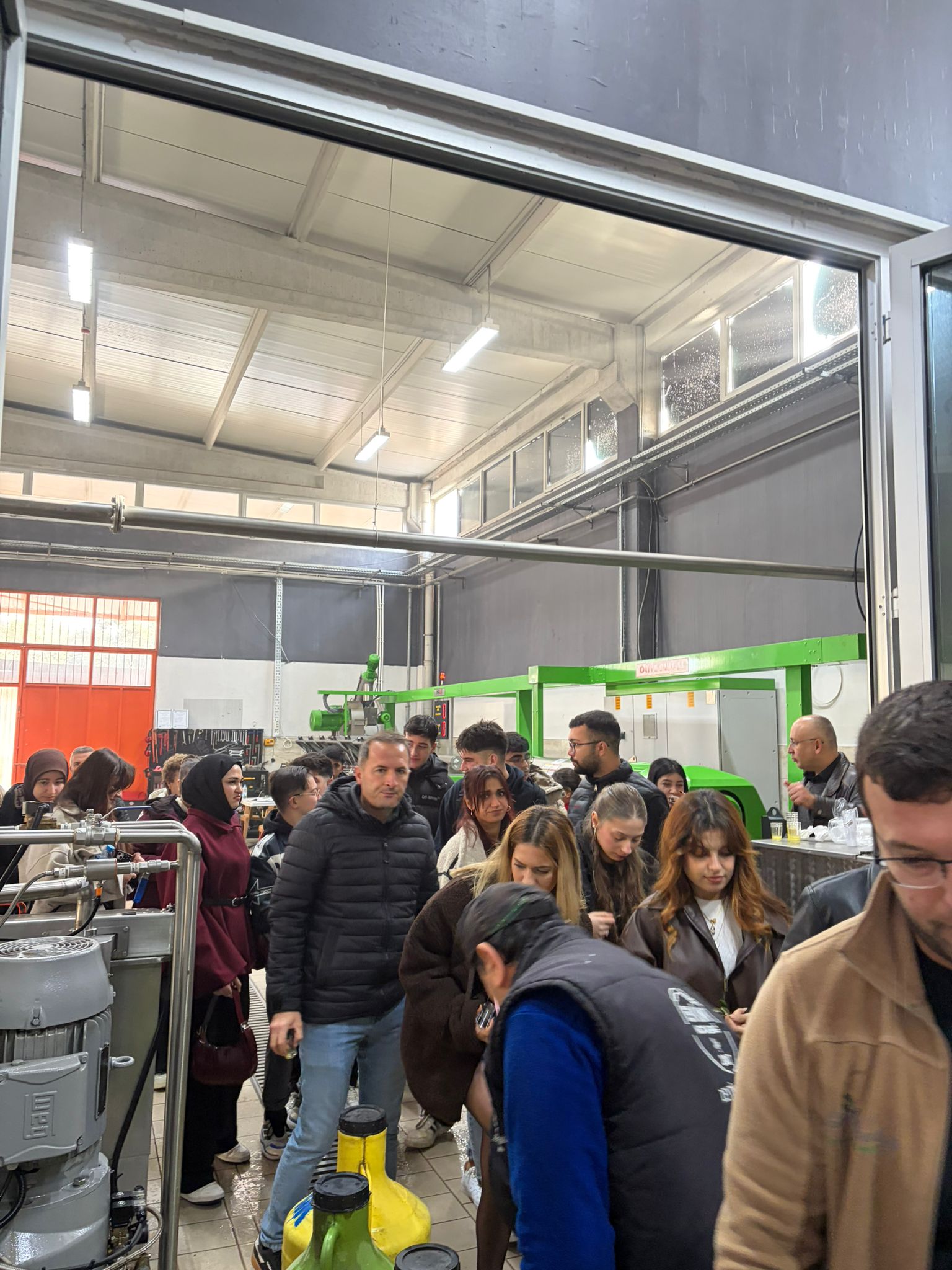 Havran MYO Öğrencilerinden Zeytinyağı Fabrikası ve Kocadağ At Çiftliği Ziyareti-Teknik Gezi 5