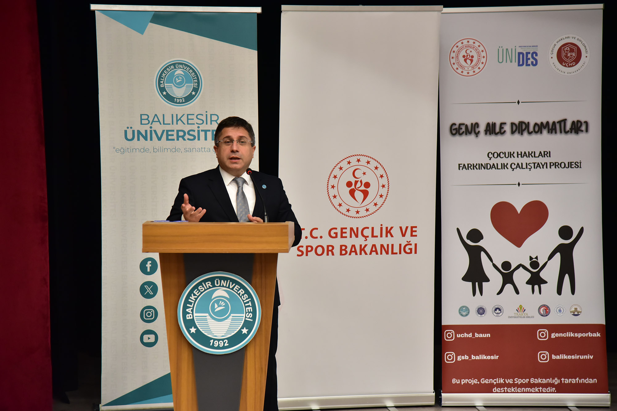 BAÜN de Aile Yılı Çalıştayı 'Geleceğin Güvencesi: Güçlü Aile, Dayanıklı Toplum' Temasıyla Gerçekleştirildi 3