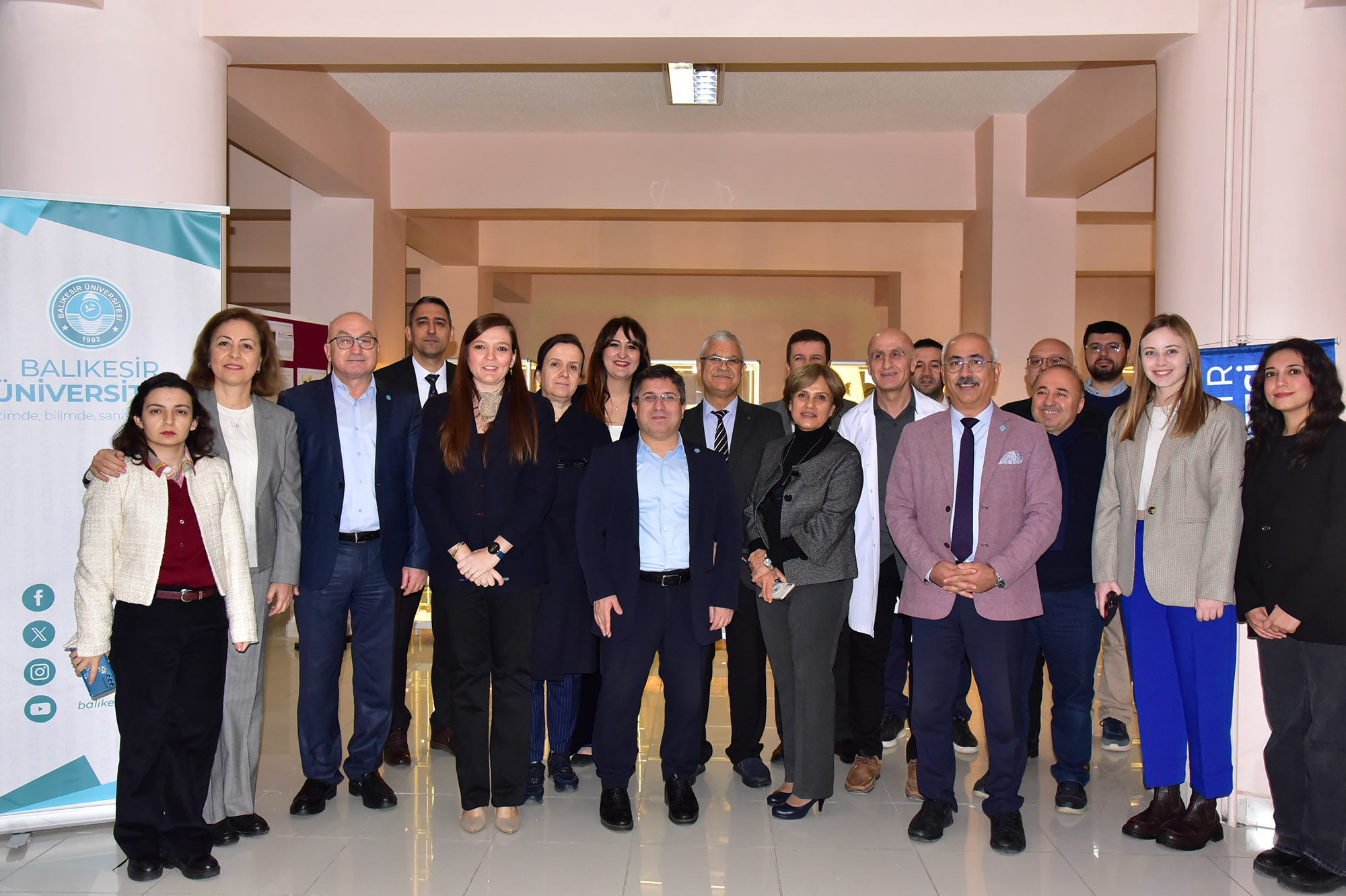 BAÜN Biyoloji Bölümünde Bilimsel Çalışmalar Sergisi Heyecanı 8