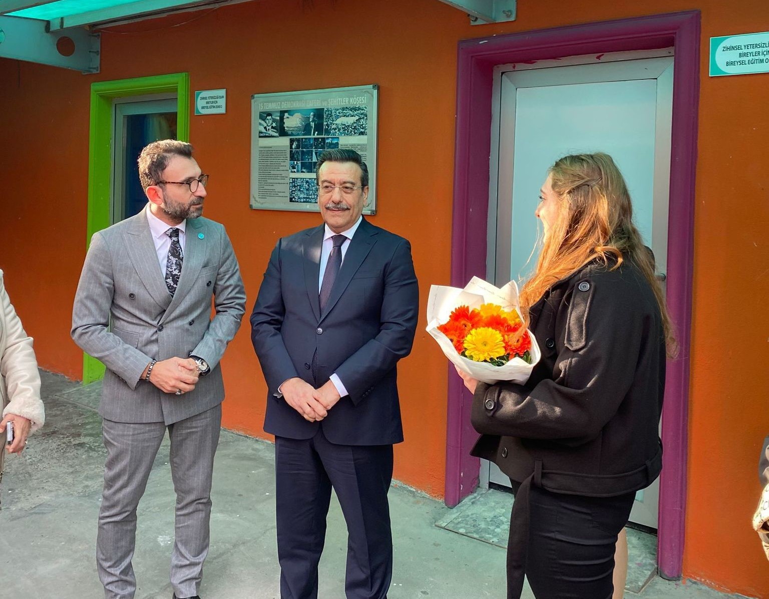 BAÜN BUBFA Öğrencileri Özel Çocuklarla Tuval Boyama Etkinliği ile Farkındalık Oluşturdu 4