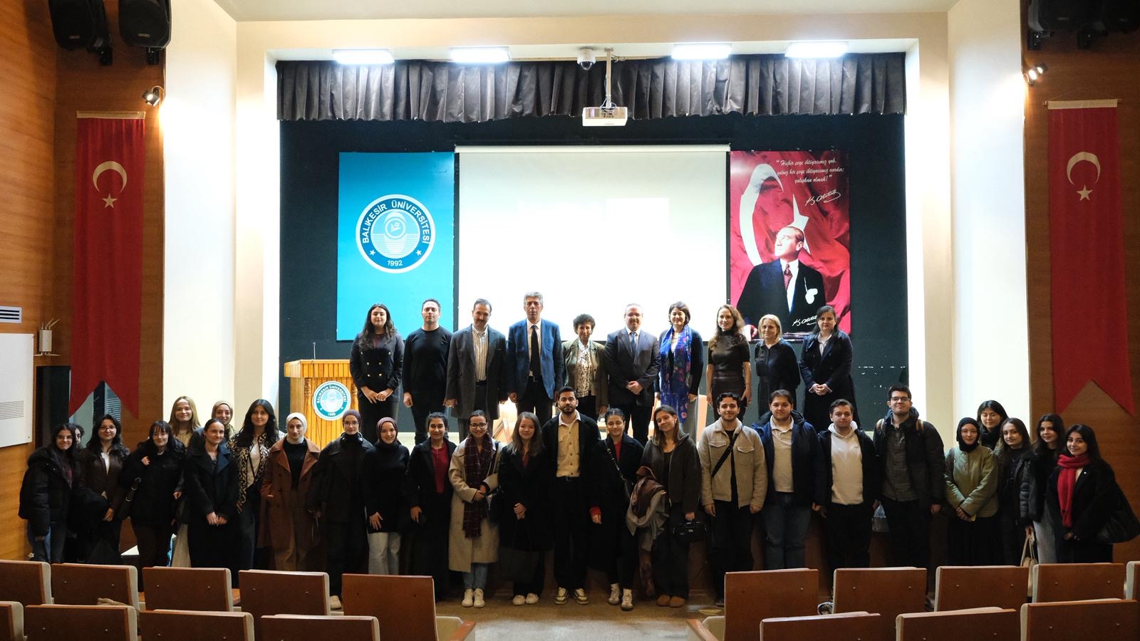 Dünya Türk Dili Ailesi Günü BAÜN’de Akademik Programla Kutlandı