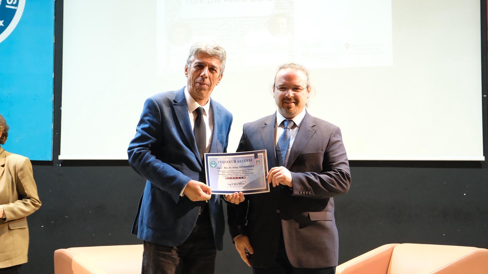 Dünya Türk Dili Ailesi Günü BAÜN’de Akademik Programla Kutlandı 7