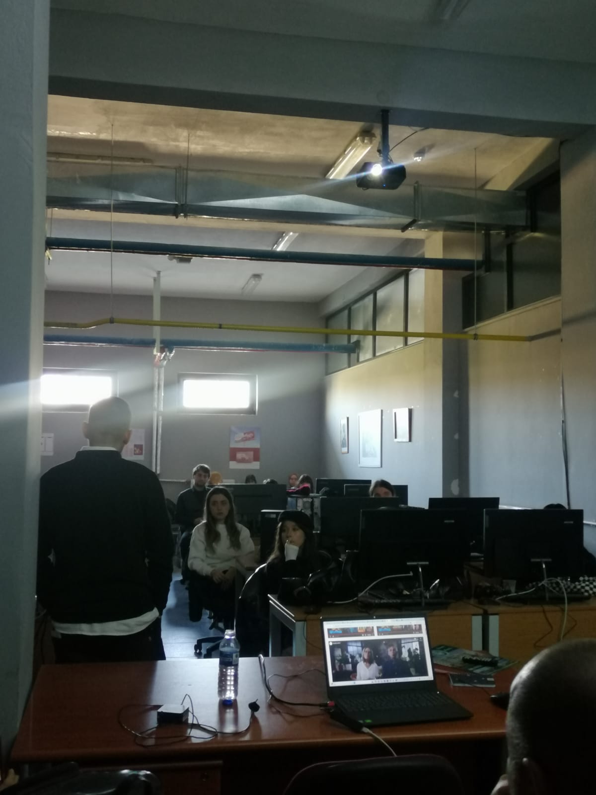 The second "Industry Meetings II" series, organized by our department, was held with Tolga Özışık, Creative Director/Art Director of 702 Design Studio. 5