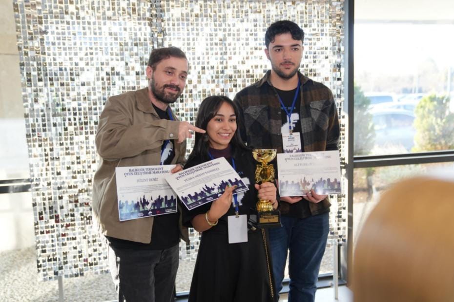 We are proud of all our department students who participated in the Game Jam. We congratulate our department students who achieved first and third place. 5