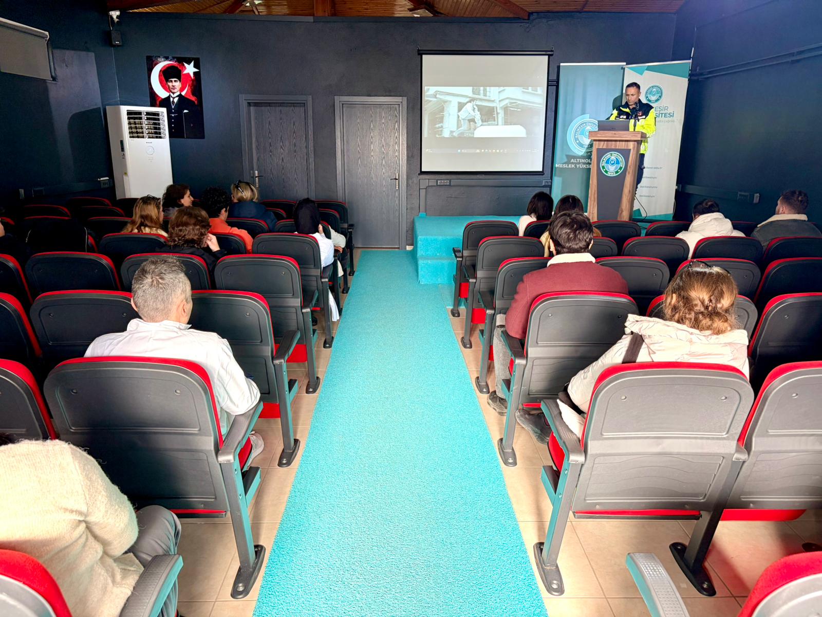 Motor Sürüşü ve Genel Trafik Kuralları 1