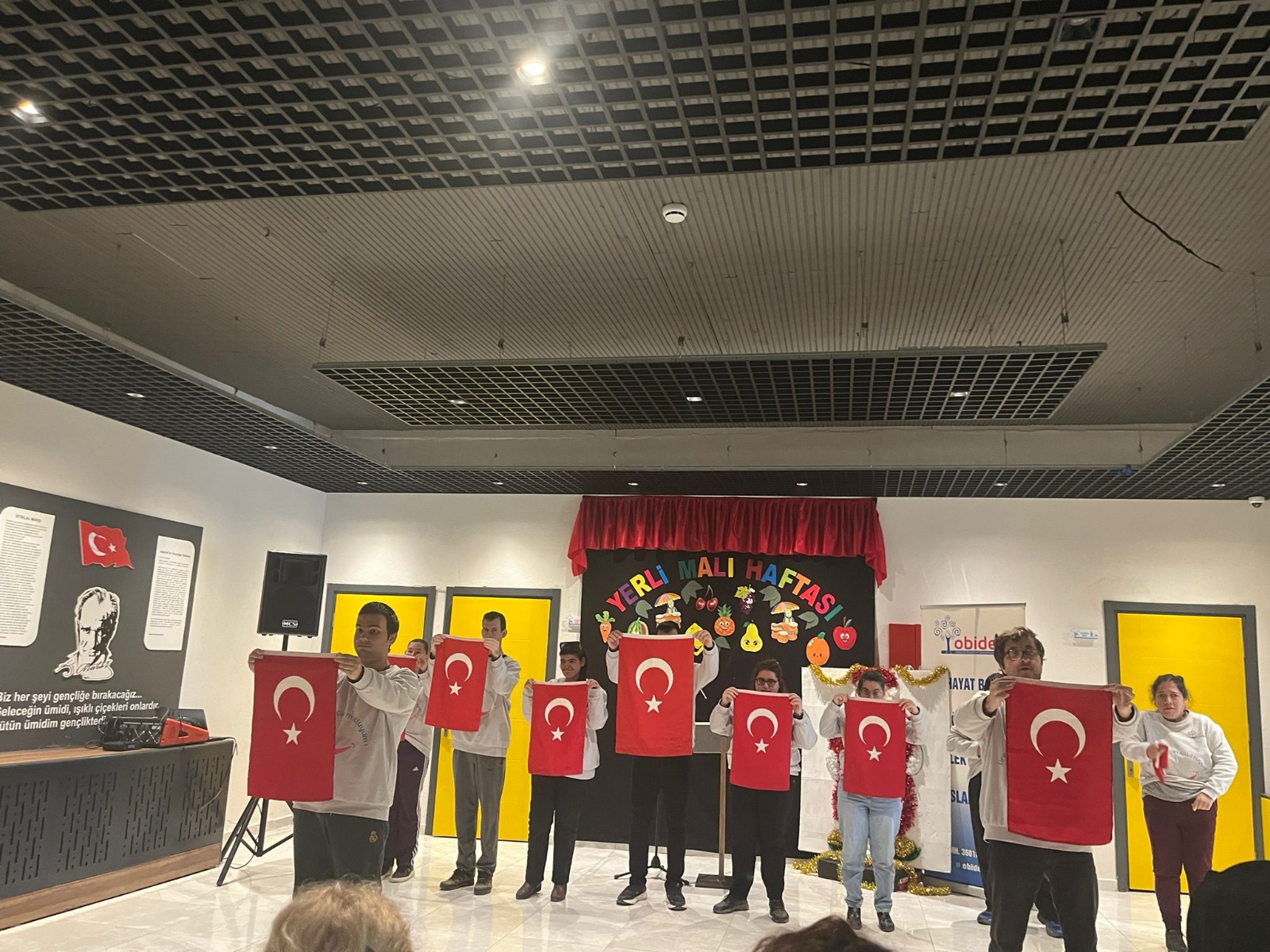 TEKSTİL GİYİM AYAKKABI VE DERİ  BÖLÜMÜ ÖĞRENCİLERİNDEN OBİDEV MESLEKİ EĞİTİM VE ÜRETİM MERKEZİNE ZİYARET 2