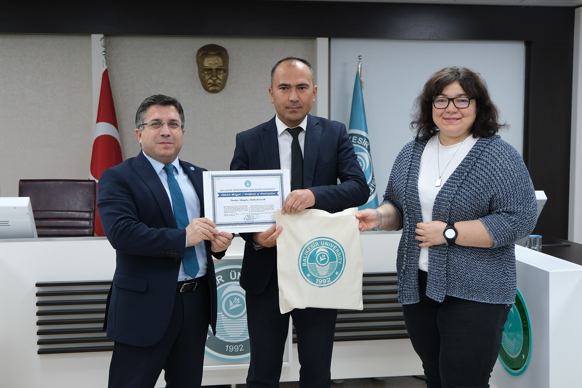 Uluslararası Akademik İş Birliğine Yeni Katkı: Özbekistan’ın En Başarılı Araştırmacıları BAÜN’den Sertifikalarını Aldı 4