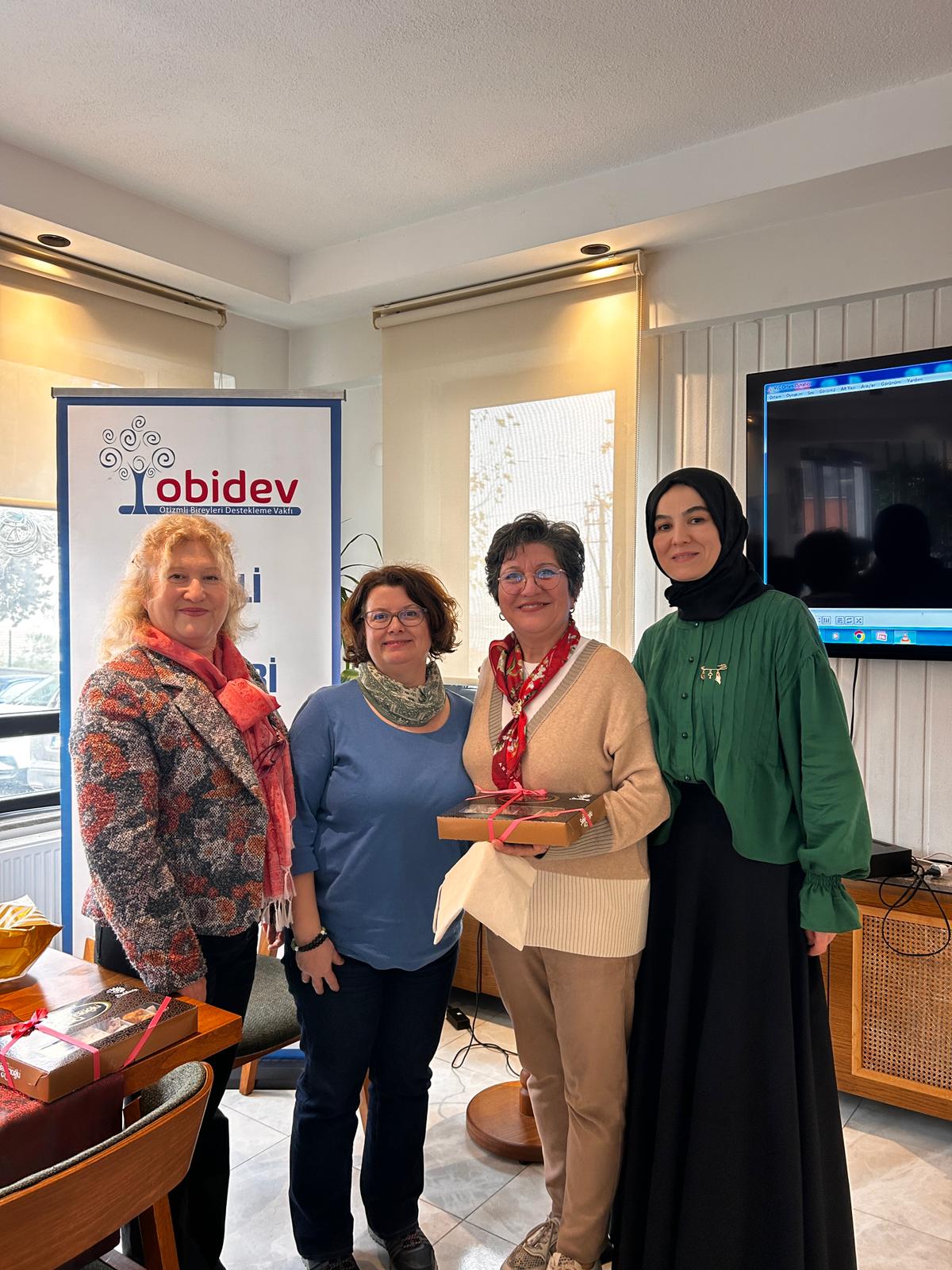 TEKSTİL GİYİM AYAKKABI VE DERİ  BÖLÜMÜ ÖĞRENCİLERİNDEN OBİDEV MESLEKİ EĞİTİM VE ÜRETİM MERKEZİNE ZİYARET