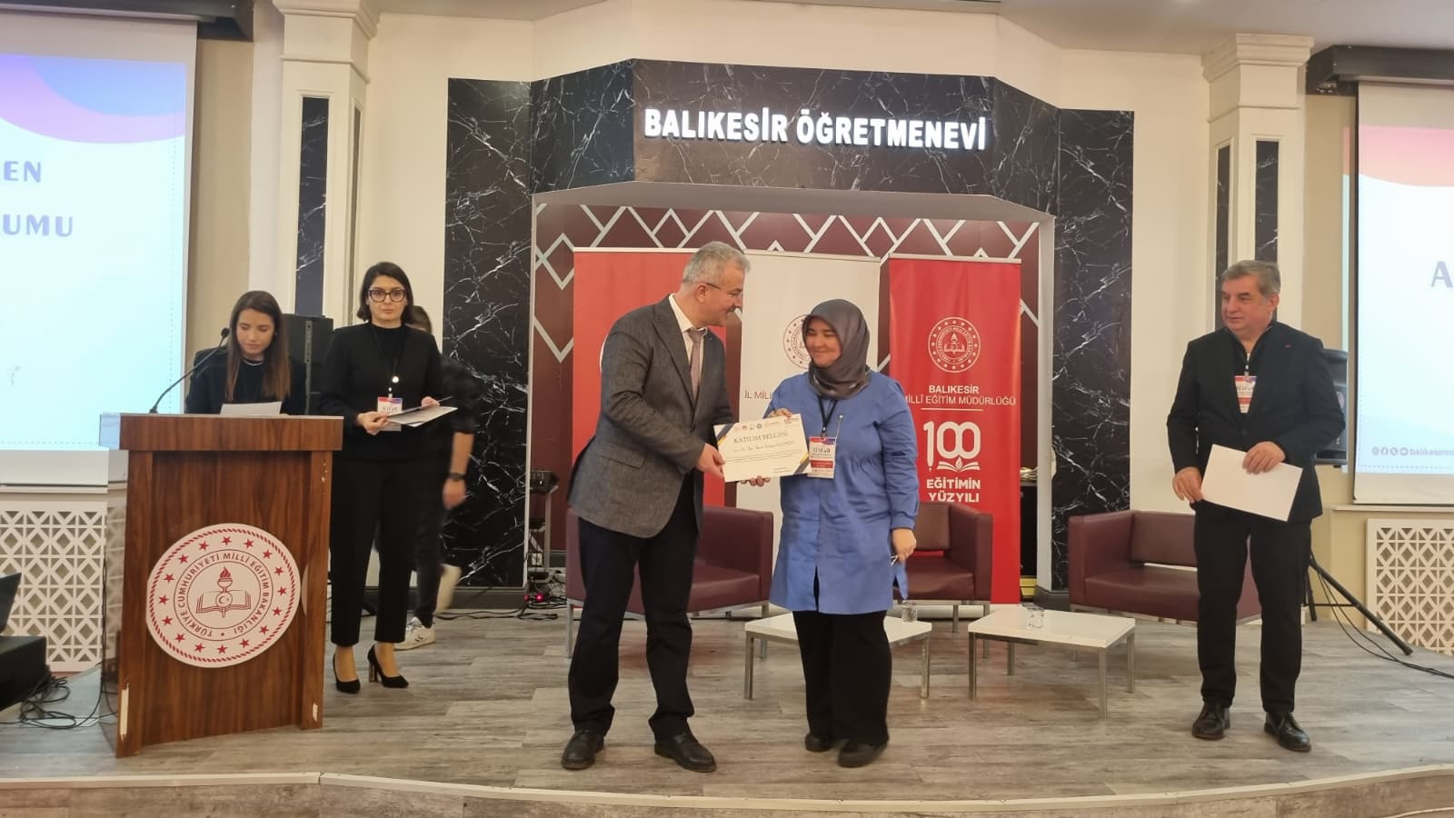 Öğrencilerin Gözünden Aile ve Eğitim Sempozyumu 3
