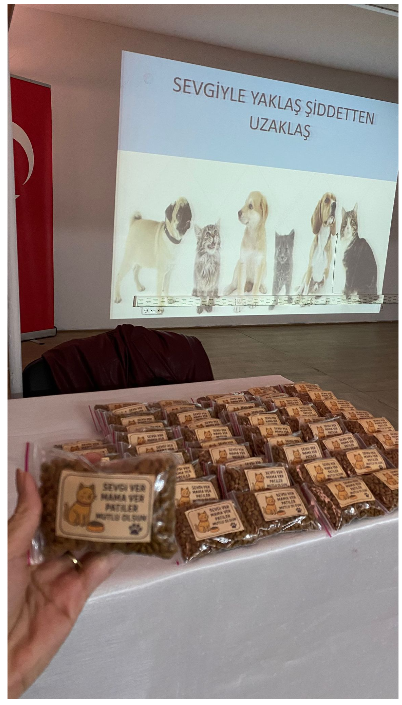 İSHMYO Öğrencilerinden “Sevgiyle Yaklaş, Şiddetten Uzaklaş” Etkinliği 2
