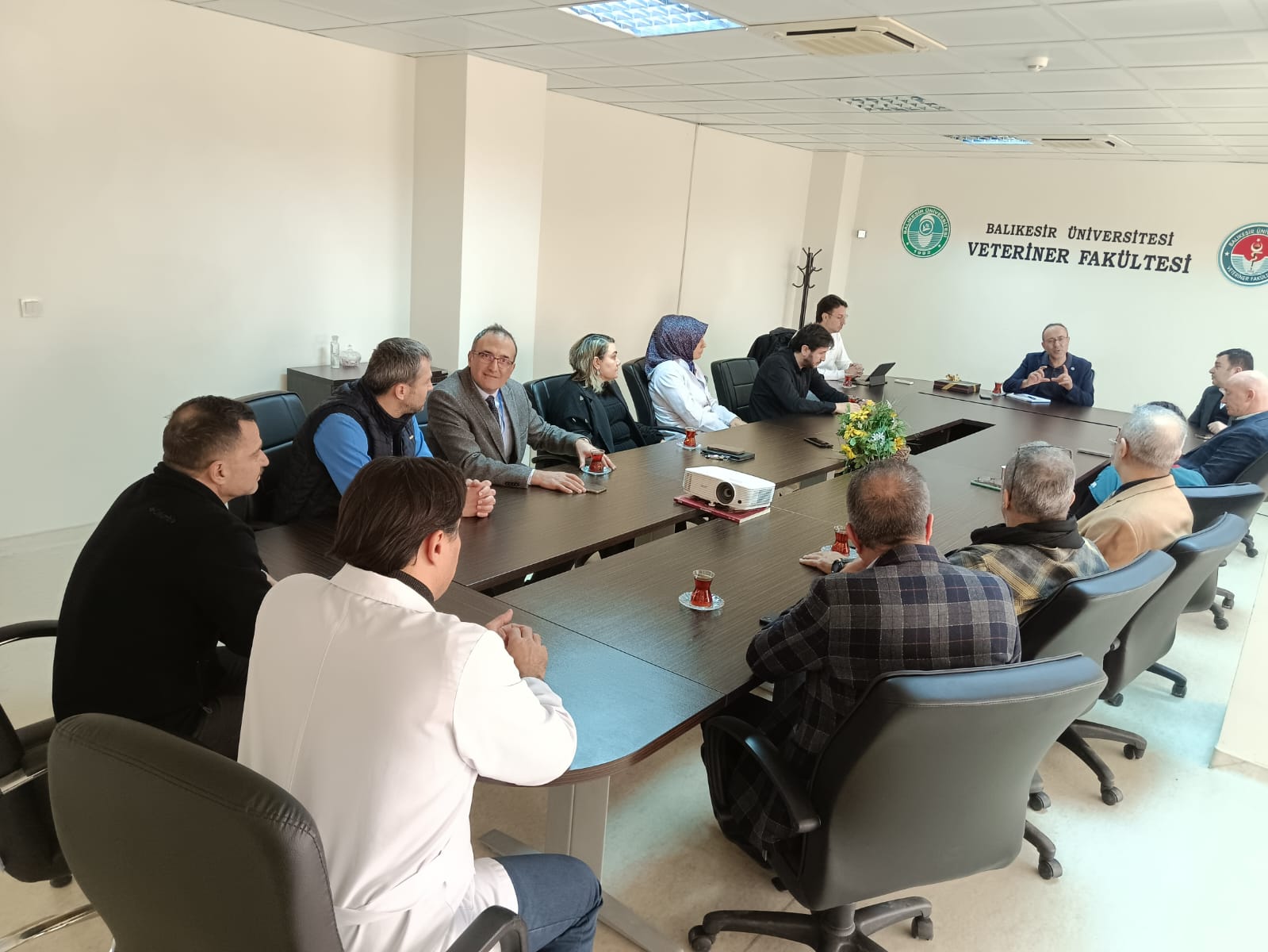 A Cooperation Meeting was Held between Our Faculty and the Breeding Cattle Raisers Association