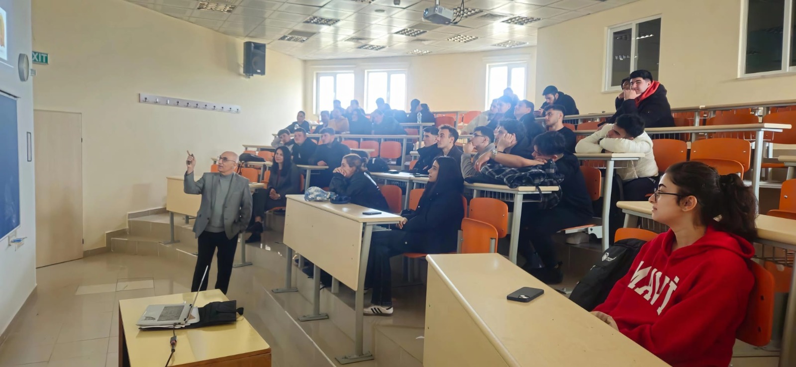 Kariyer ve Merak İlişkisi Semineri Gerçekleştirildi  5