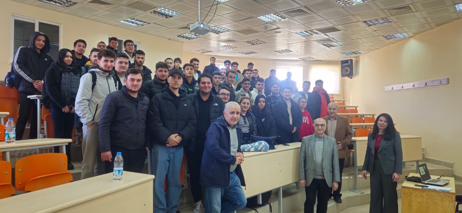 Kariyer ve Merak İlişkisi Semineri Gerçekleştirildi  7