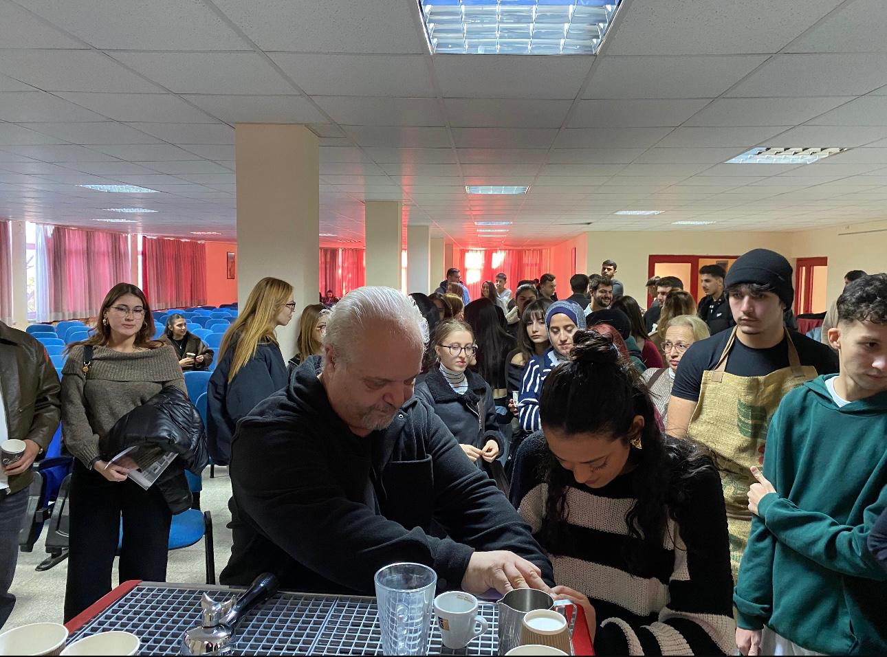 Kahve Workshopu ile Meslek Yüksekokulumuz Bölümler Arası Sosyal Etkileşim Güçlendirildi. 5