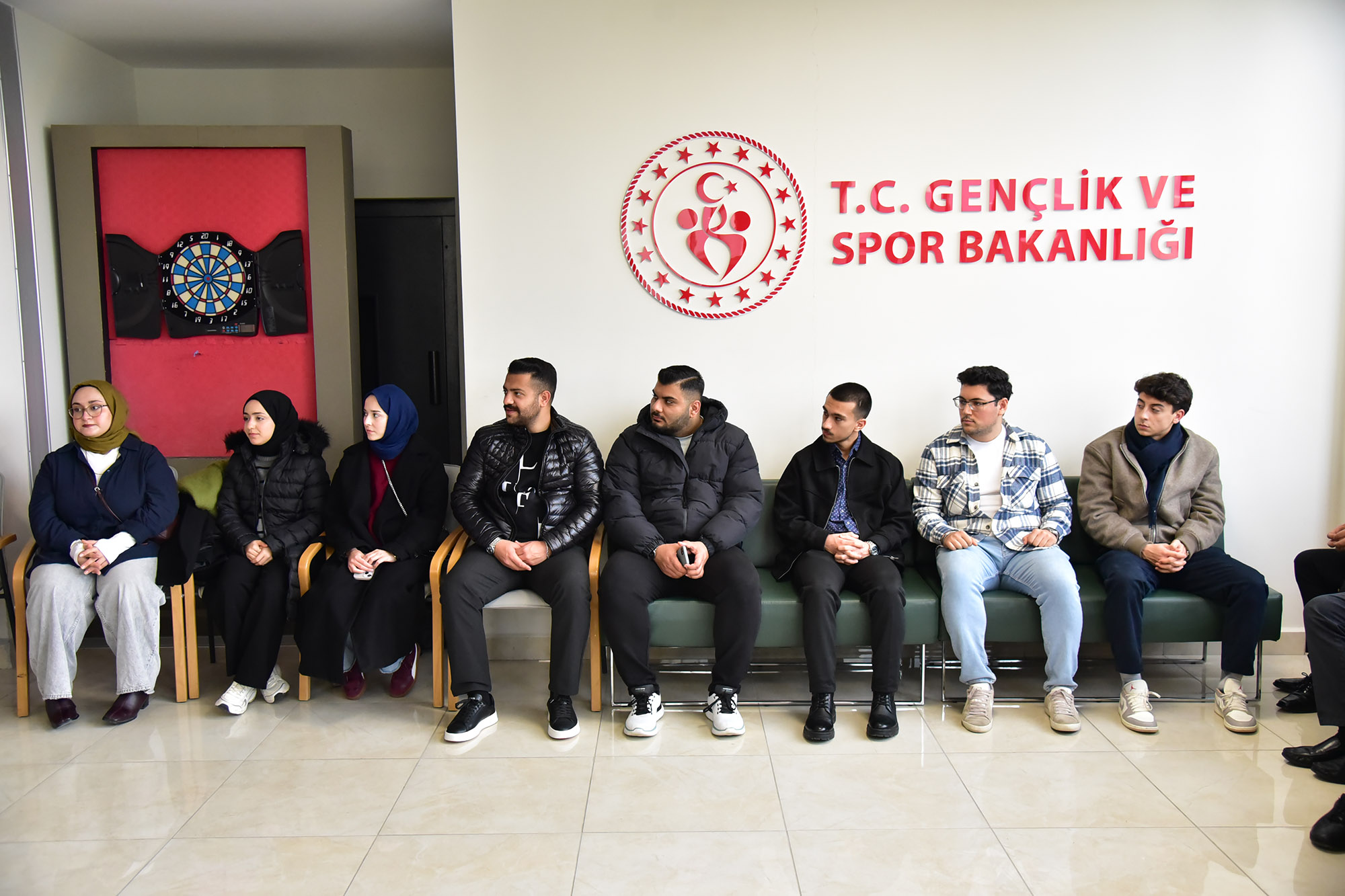 BAÜN, ÜNİDES 6. Dönem Başvurularına Hazır: ÜNİDES 6. Dönem Bilgilendirme Toplantısı Genç Ofiste Gerçekleştirildi 4