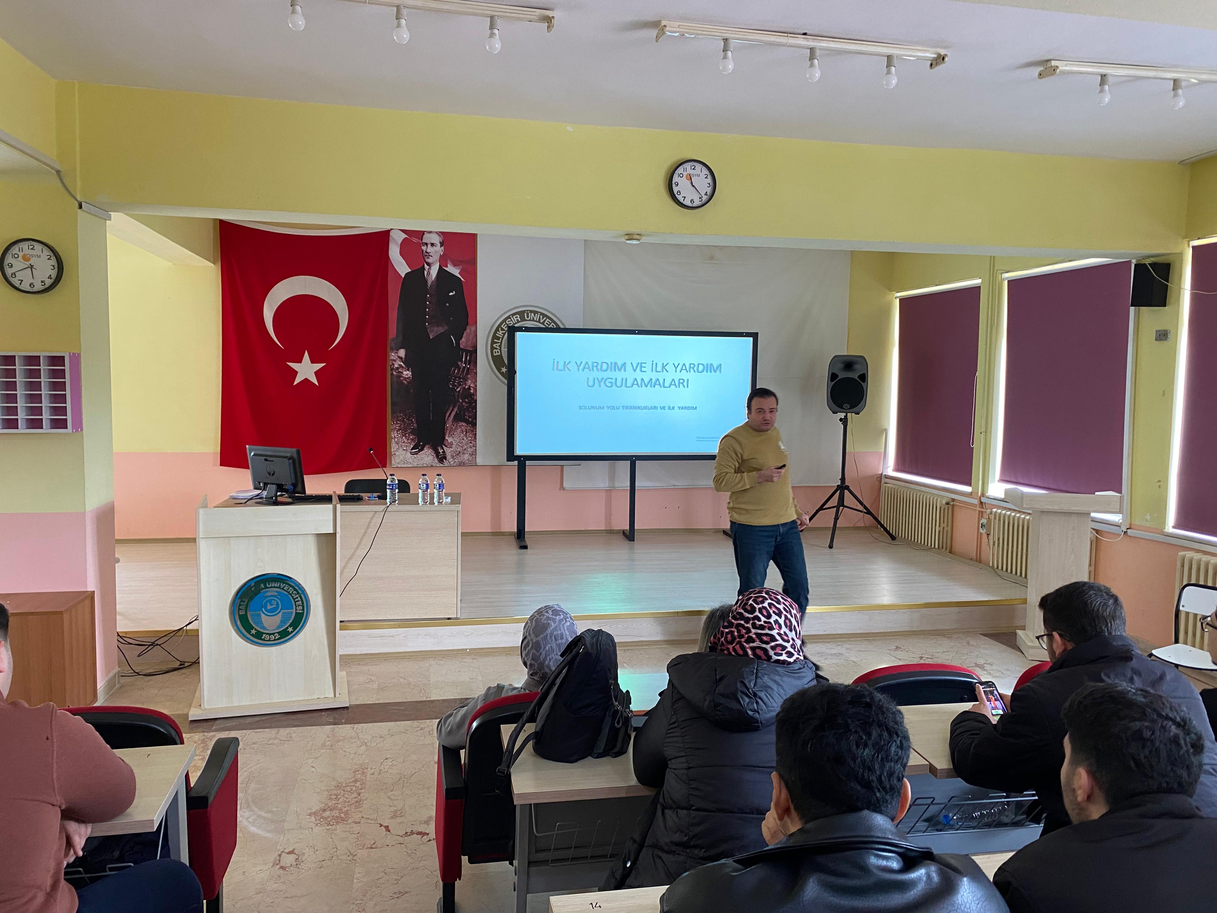 Edremit Meslek Yüksekokulu Öğrencilerine İş Sağlığı ve Güvenliği Eğitimi Düzenlendi 2
