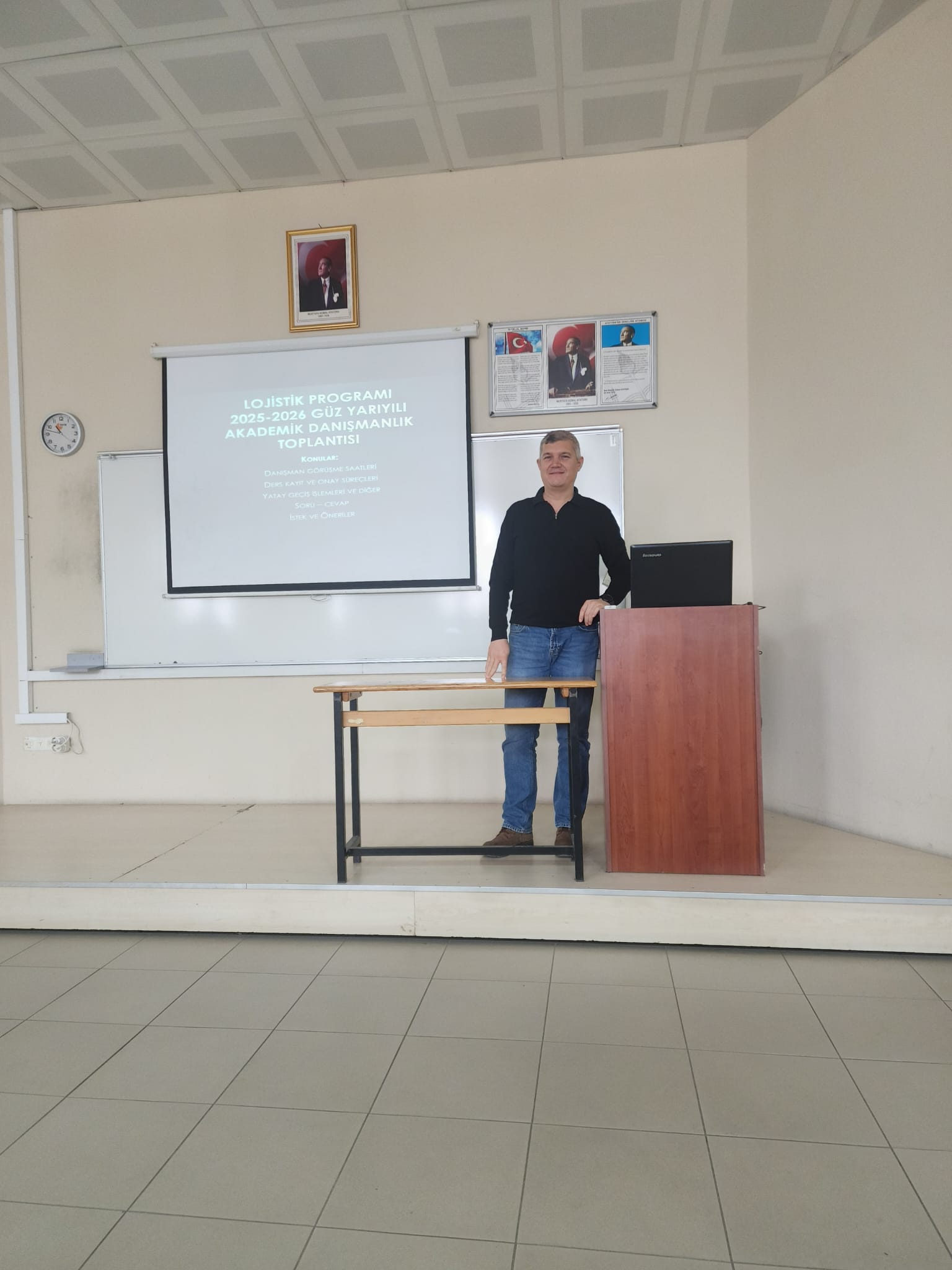 1. Sınıf Öğrencilerine Yönelik Akademik Danışmanlık Toplantısı Gerçekleştirildi