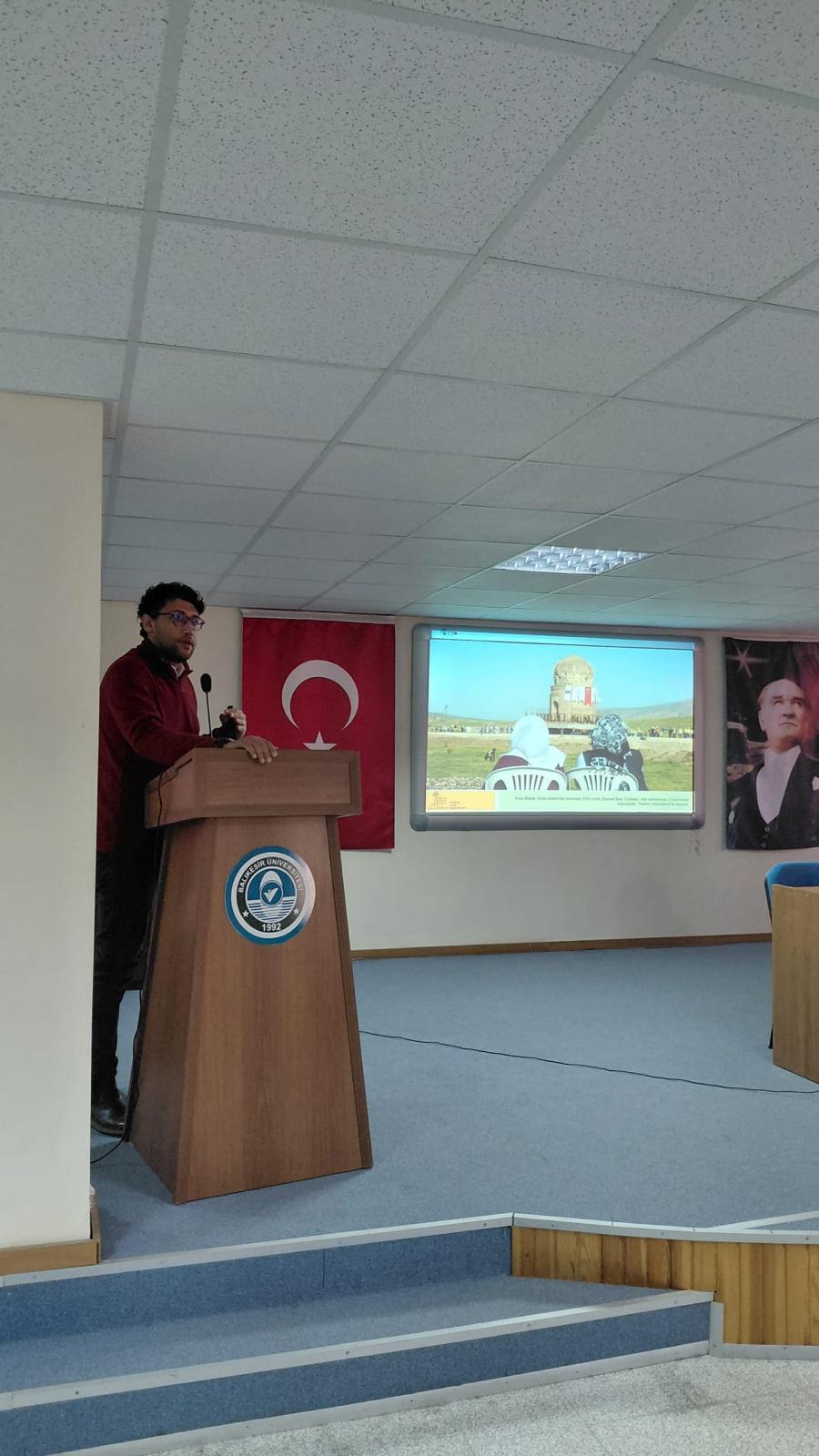 Ayvalık Meslek Yüksekokulu'nda "Unesco Dünya Mirası Bağlamında Ayvalık Endüstriyel Peyzajı" Konferansı Gerçekleştirildi. 6