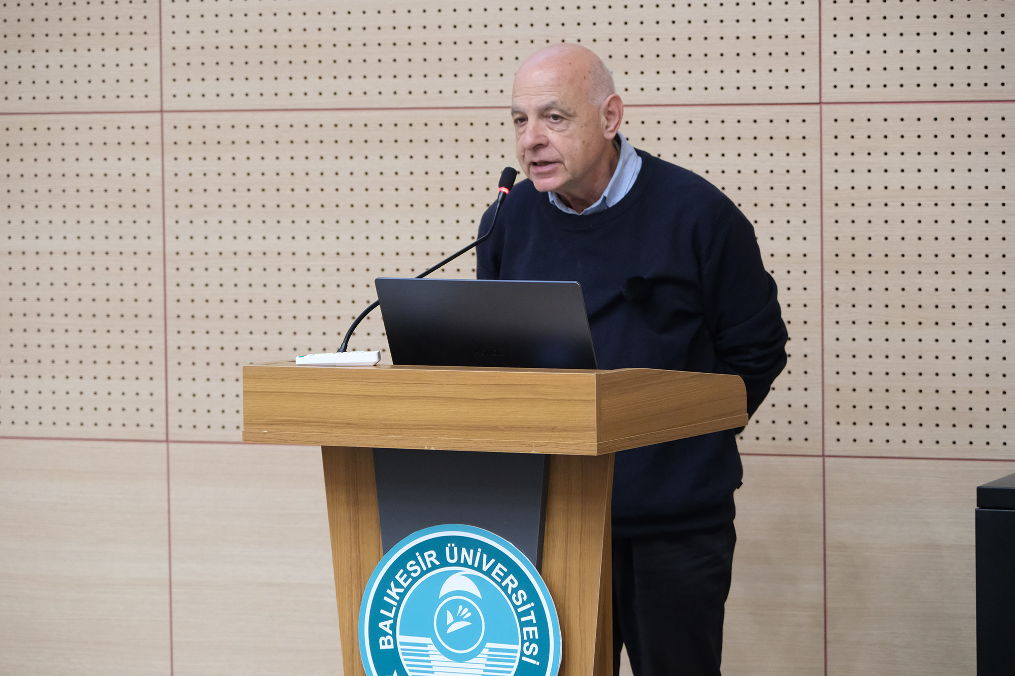 Yapay Zekâ Çağında Anlatı ve Anlam, BAÜN’de Uluslararası Konferans’ta Tartışıldı 6