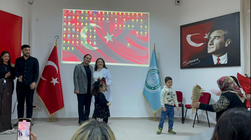 Fizyoterapi Programı Öğrencileri İçin İşletmede Mesleki Eğitim Öncesinde Hotpack Töreni Gerçekleştirildi. 5