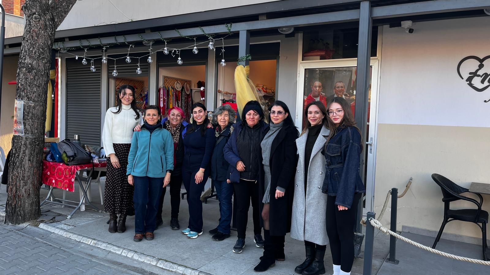 Ayvalık MYO Öğrencilerinden Kadın Dayanışması ve El Emeğine Dikkat Çeken Ziyaret 1