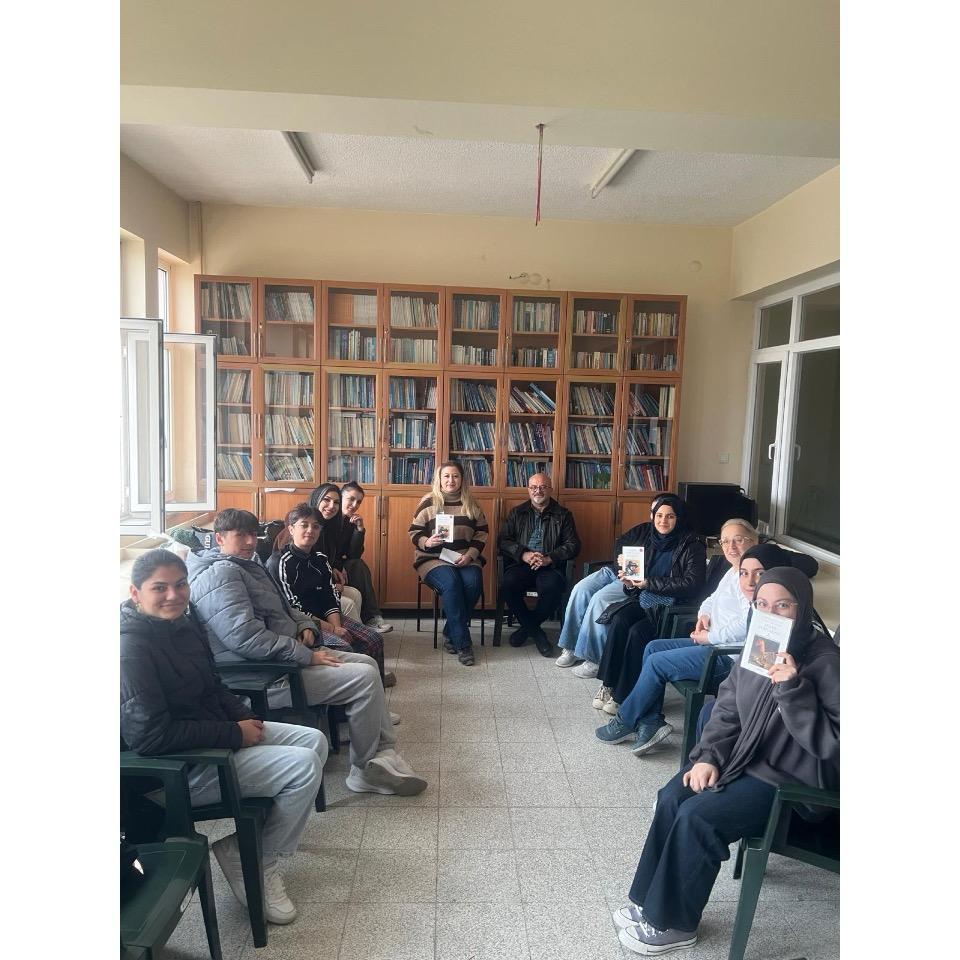 Ayvalık Meslek Yüksekokulu Kitap Kulübü İkinci Toplantısını Gerçekleştirdi! 5