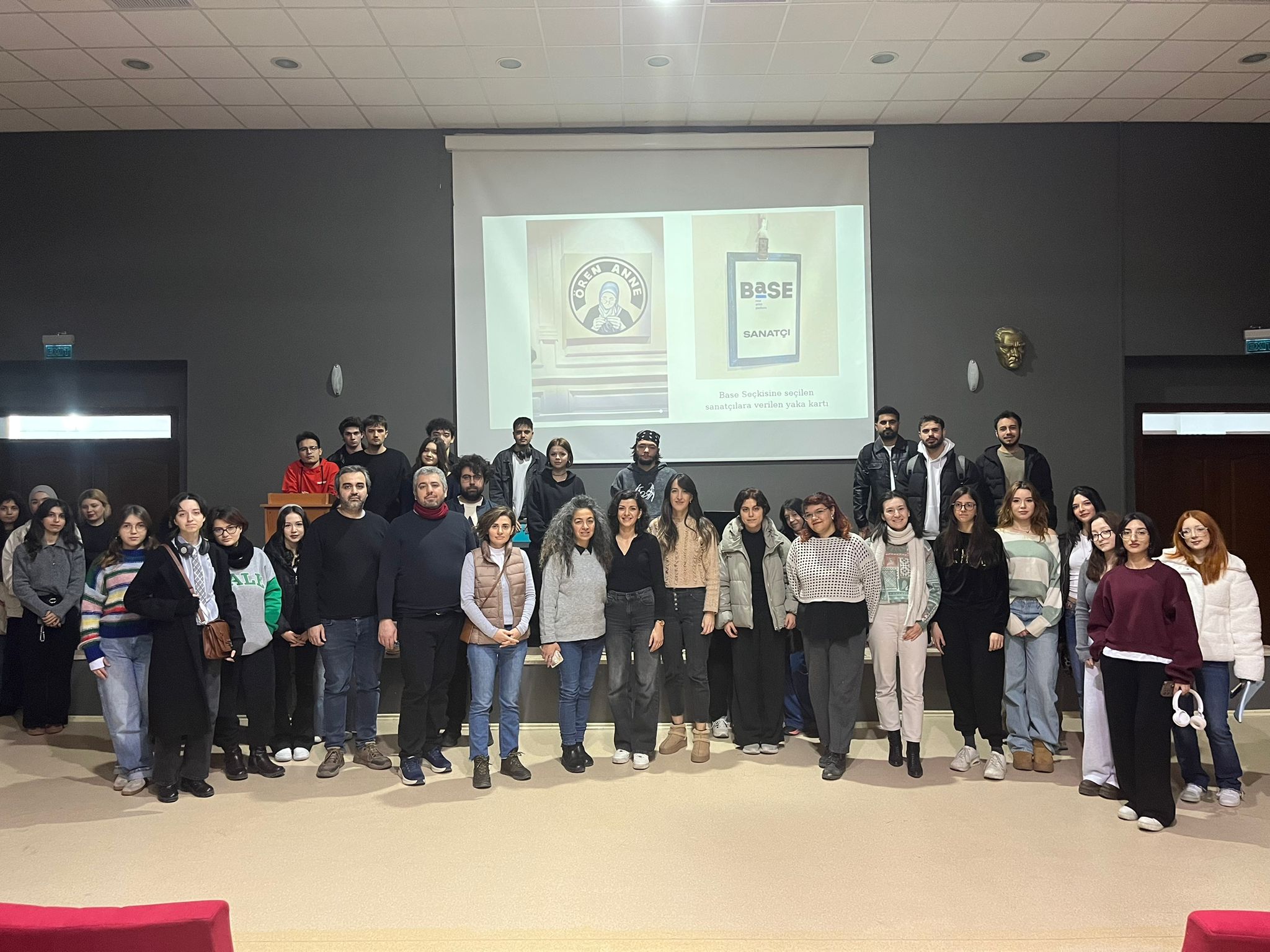 Şeyma Kandil Base Sergisi Deneyimini Bizlerle Paylaştı. 1