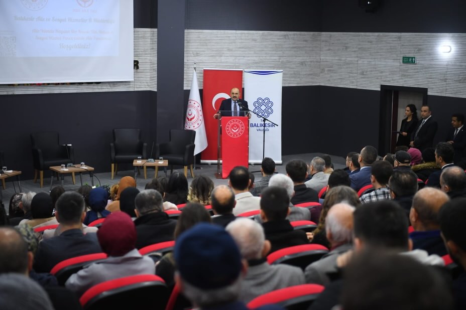 BAÜN'den “Din, Hukuk ve Sosyal Hizmet Penceresinden Aile” Paneline Akademik Katkı 6