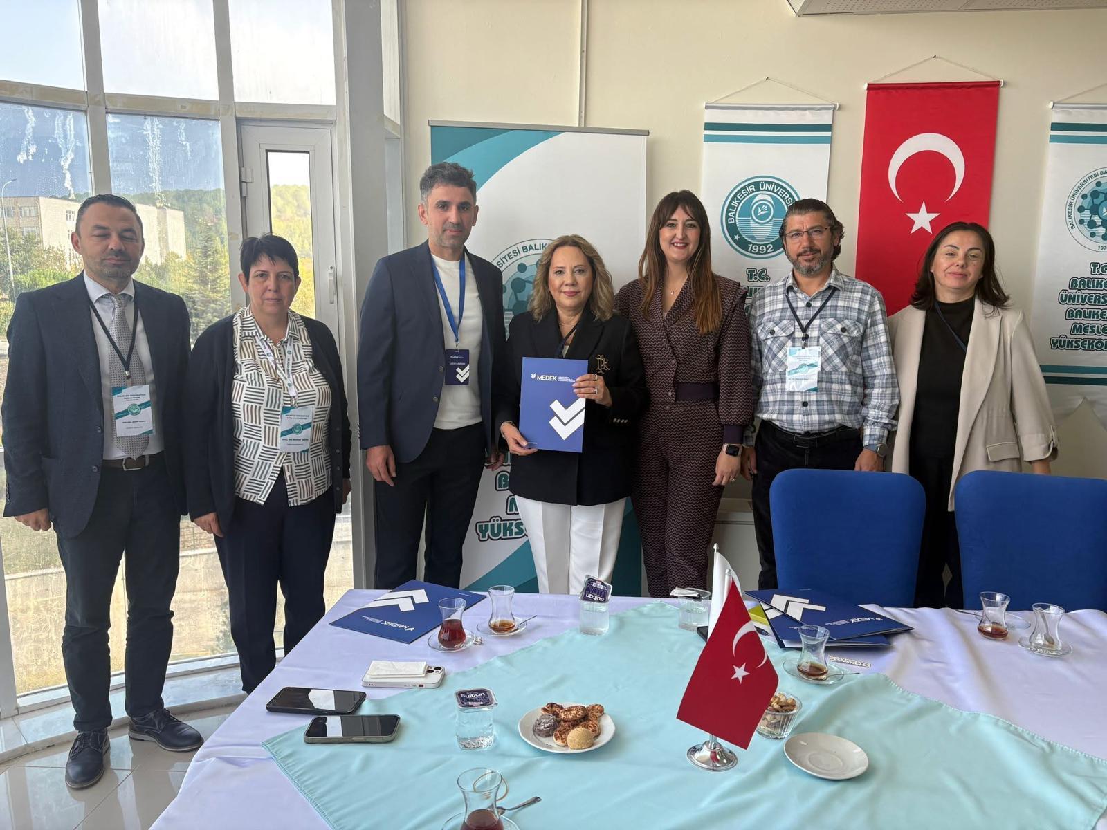 BAÜN Meslek Yüksekokullarının Kalitesi Akreditasyonla Tescillendi 3