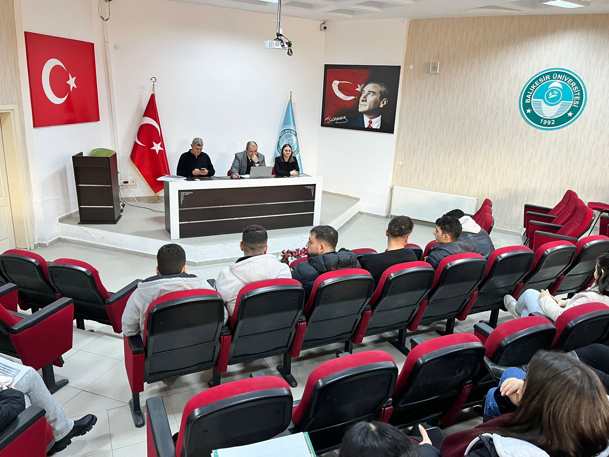 Bigadiç MYO' da "Öğrenci ve İdare Buluşmaları" nın İkincisi Gerçekleştirildi