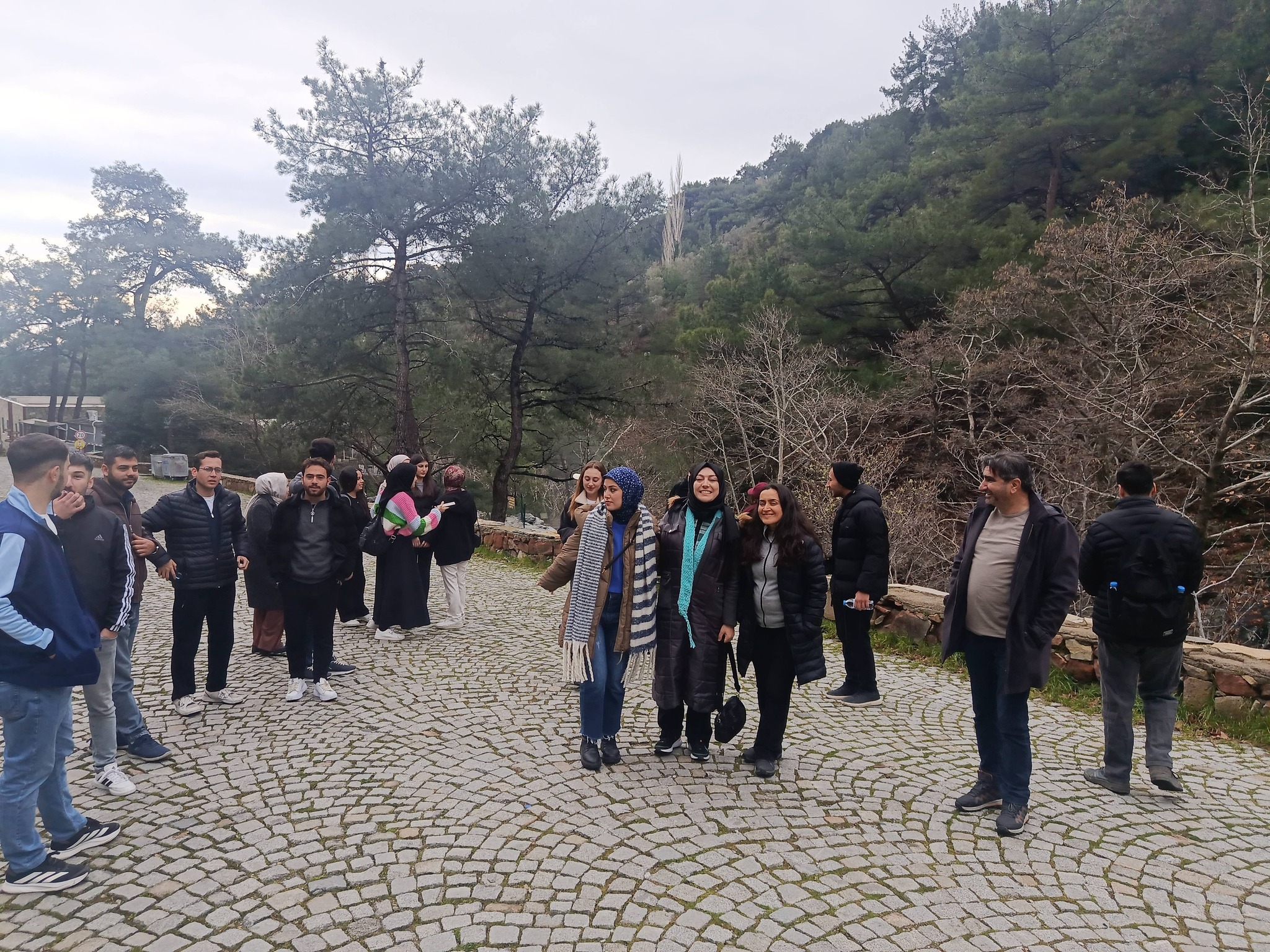 Edremit Vocational School Students Boost Morale Ahead of Final Exams 4