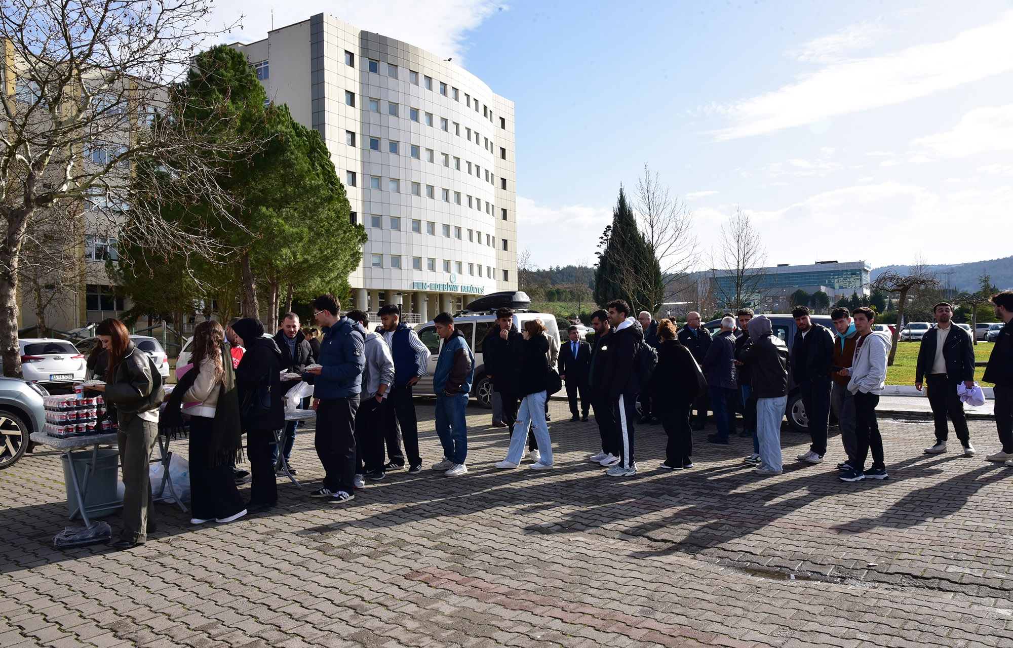 Balıkesir Üniversitesi Vakfından, Hayırsever Ayten-Burhan Erdayı İçin Hayır İkramı 4