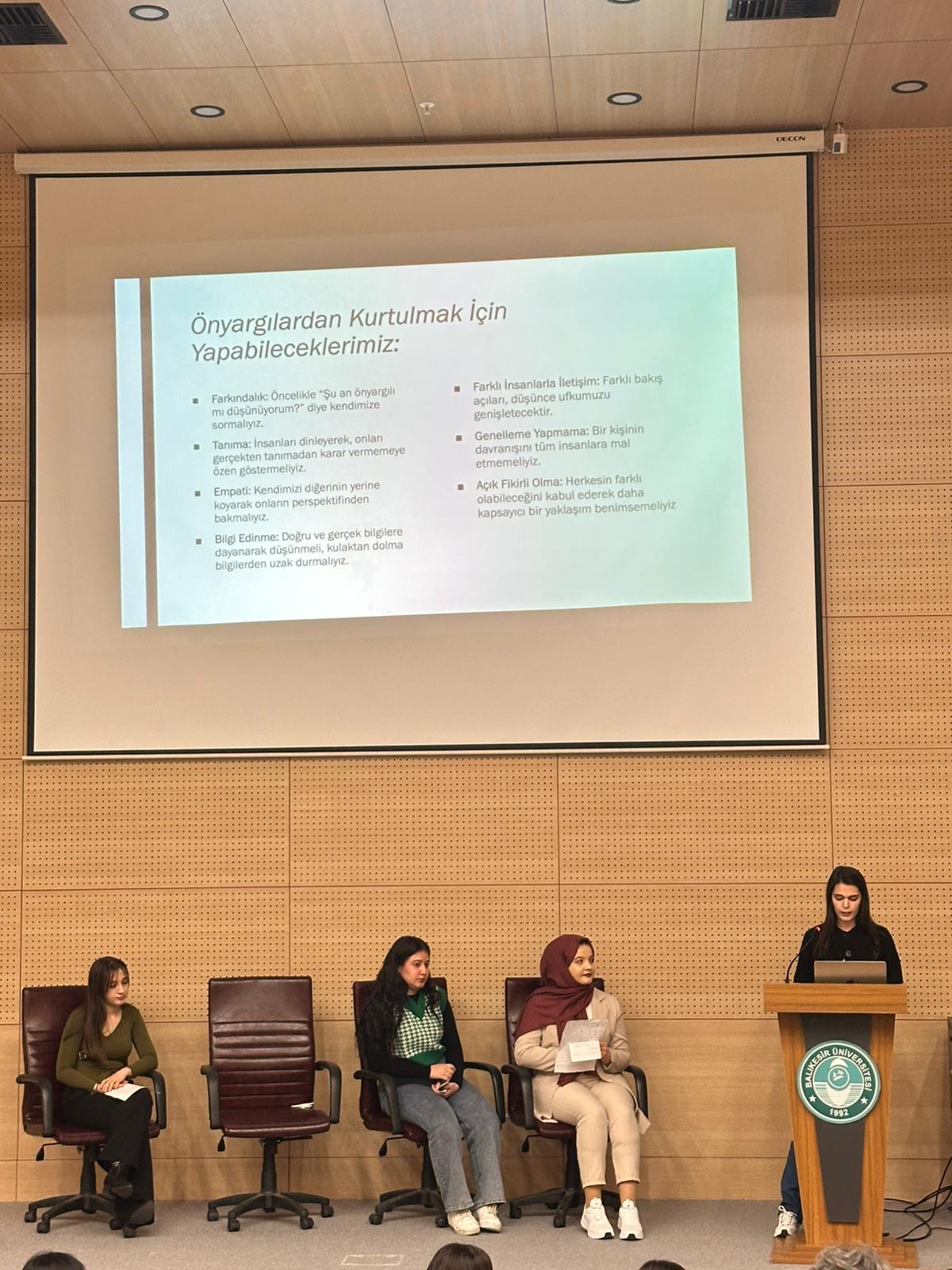 Future Marketers on Stage: Final Presentations Concluded 3