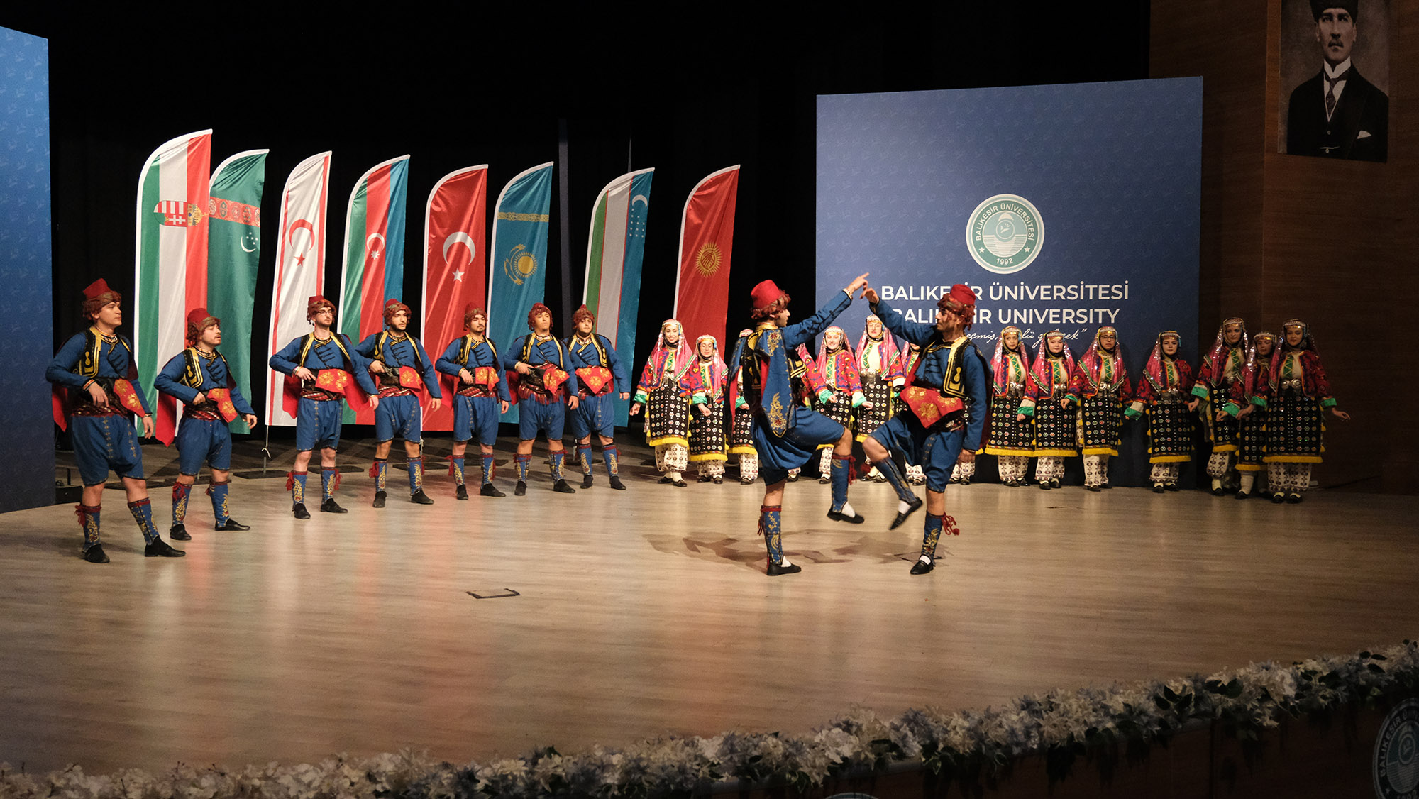 BAÜN’de “Turan’dan Renkler” Halk Dansları Gösterisi Sahnelendi 2