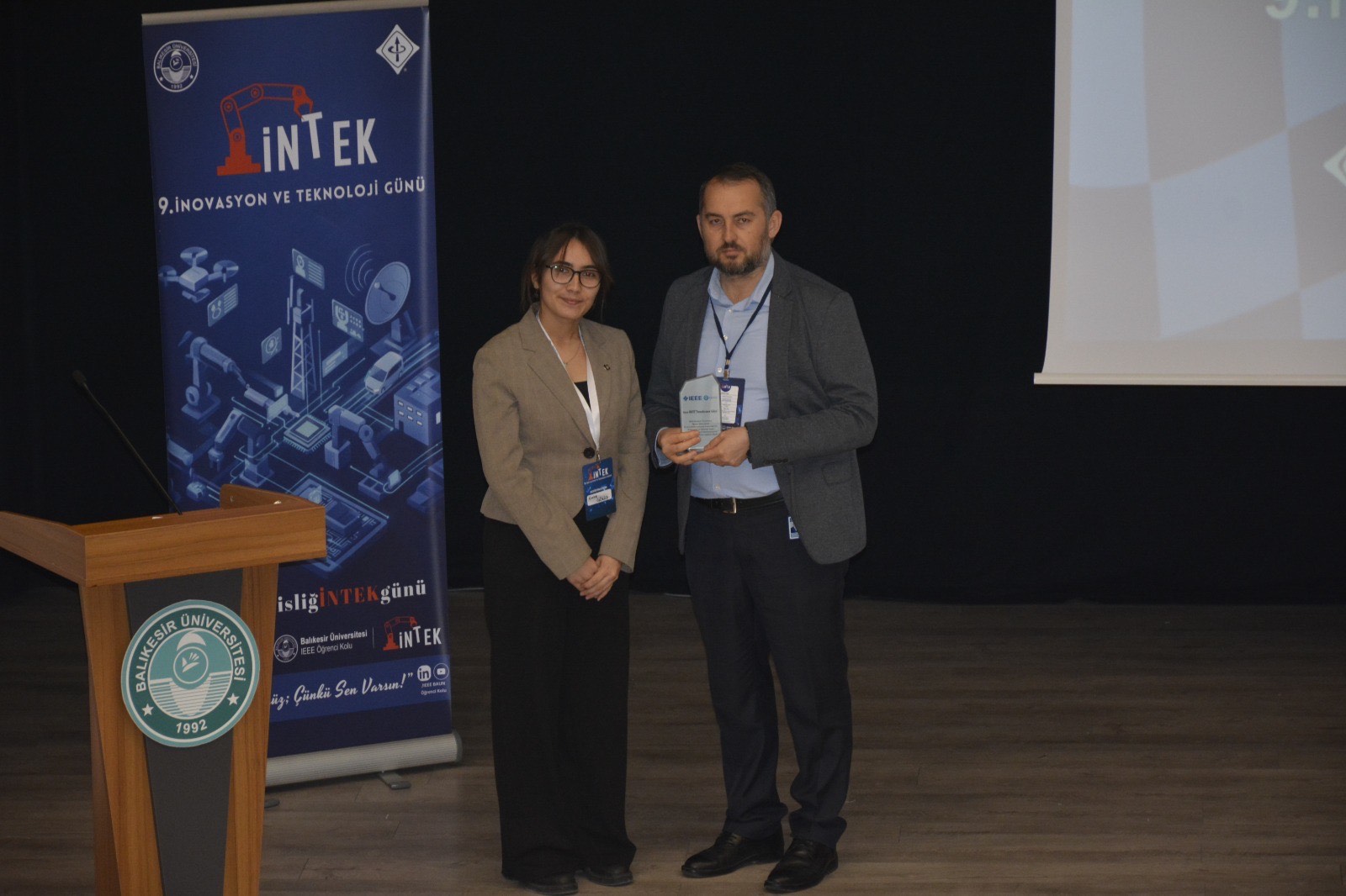 Elektrik Elektronik Mühendislik Topluluğu (IEEE) Öğrencilerinden 9. İnovasyon ve Teknoloji Günü Etkinliği 6