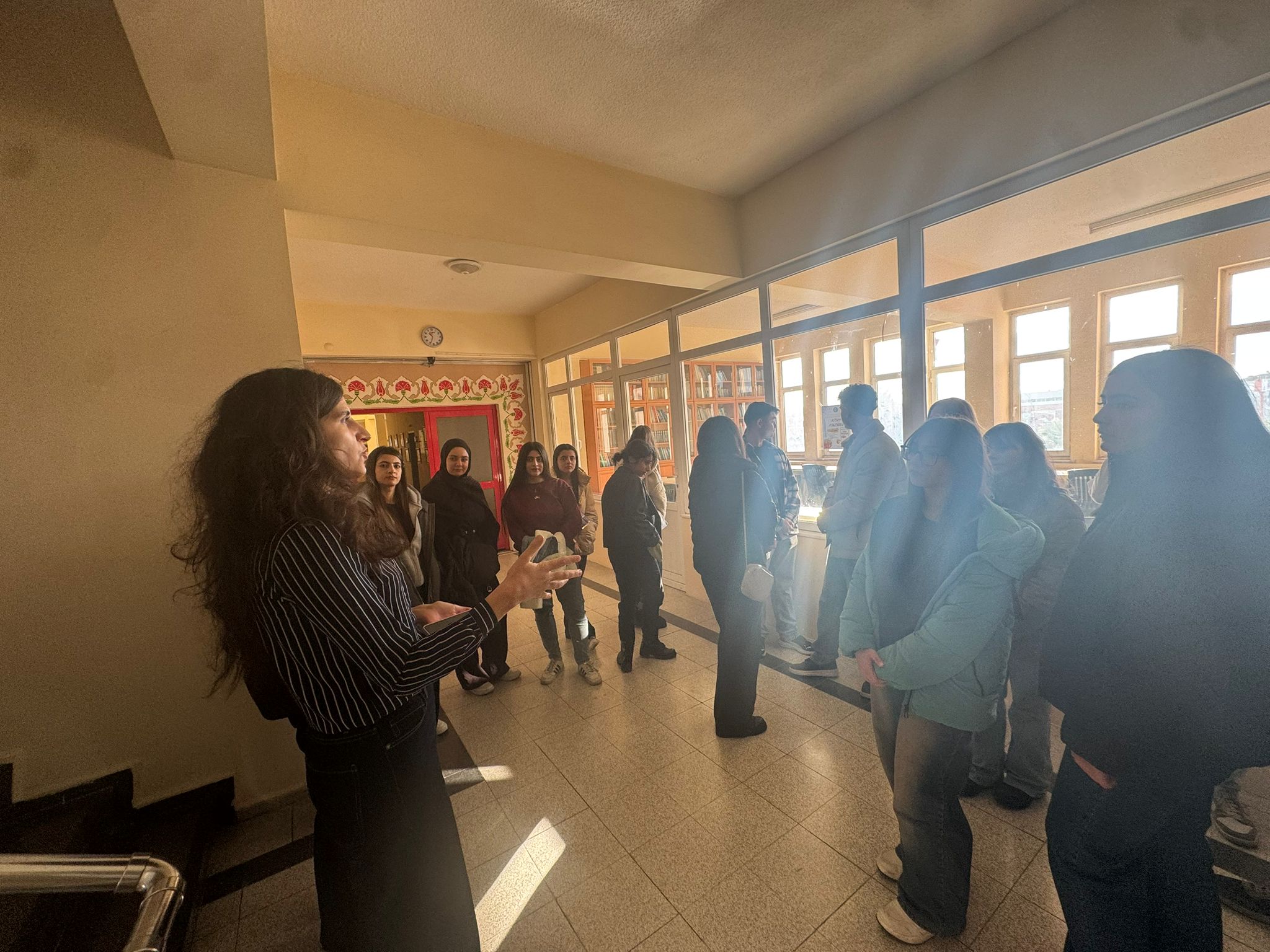 Edremit Saniye Hüseyin Balya Mesleki ve Teknik Anadolu Lisesi öğrencileri, Yükseköğretim kurumlarını tanımak amacıyla Meslek Yüksekokulumuzu ziyaret etti. 6