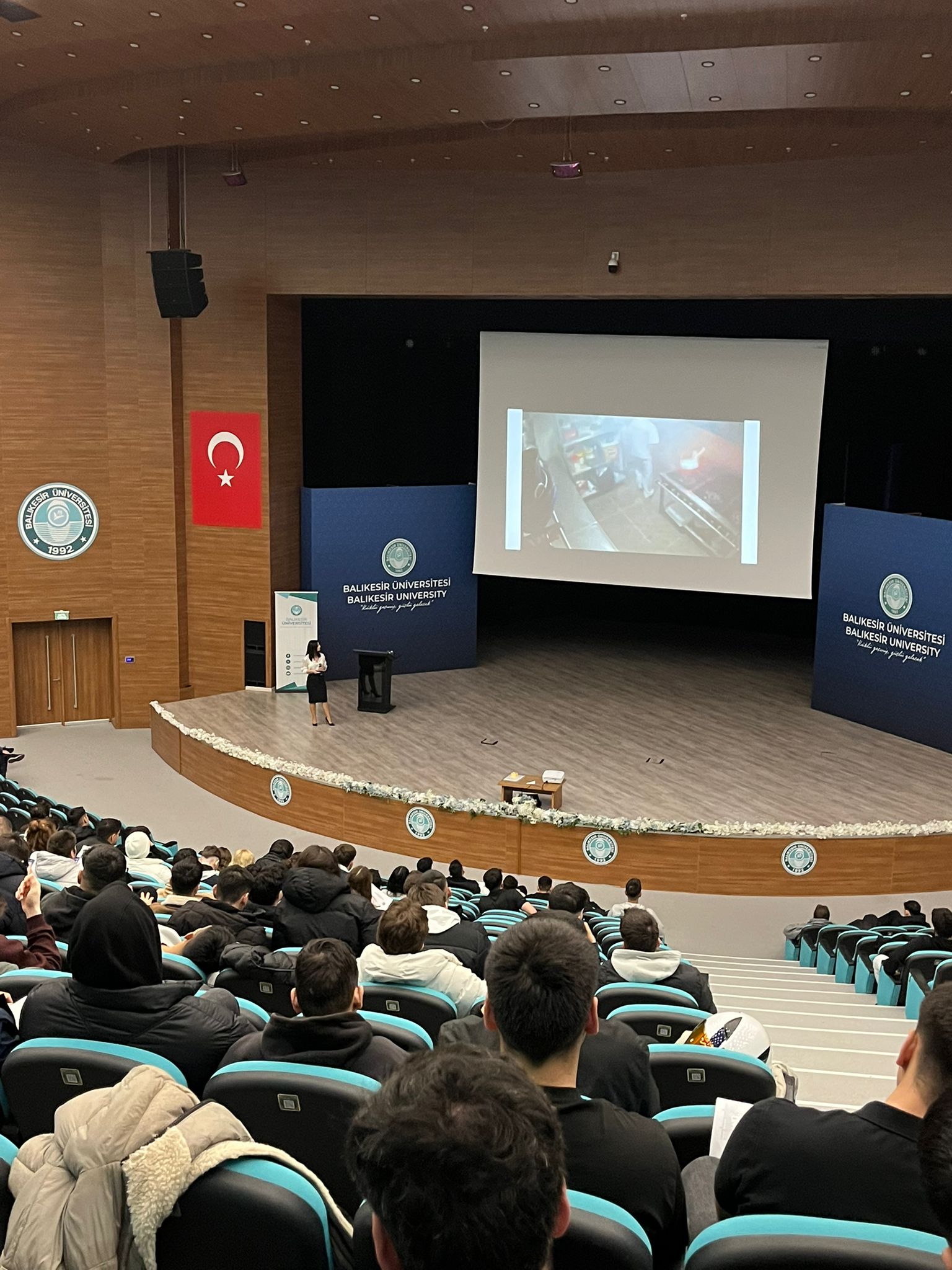 Balıkesir Meslek Yüksekokulu Öğrencilerine İş Sağlığı ve Güvenliği Eğitimi Düzenlendi 5