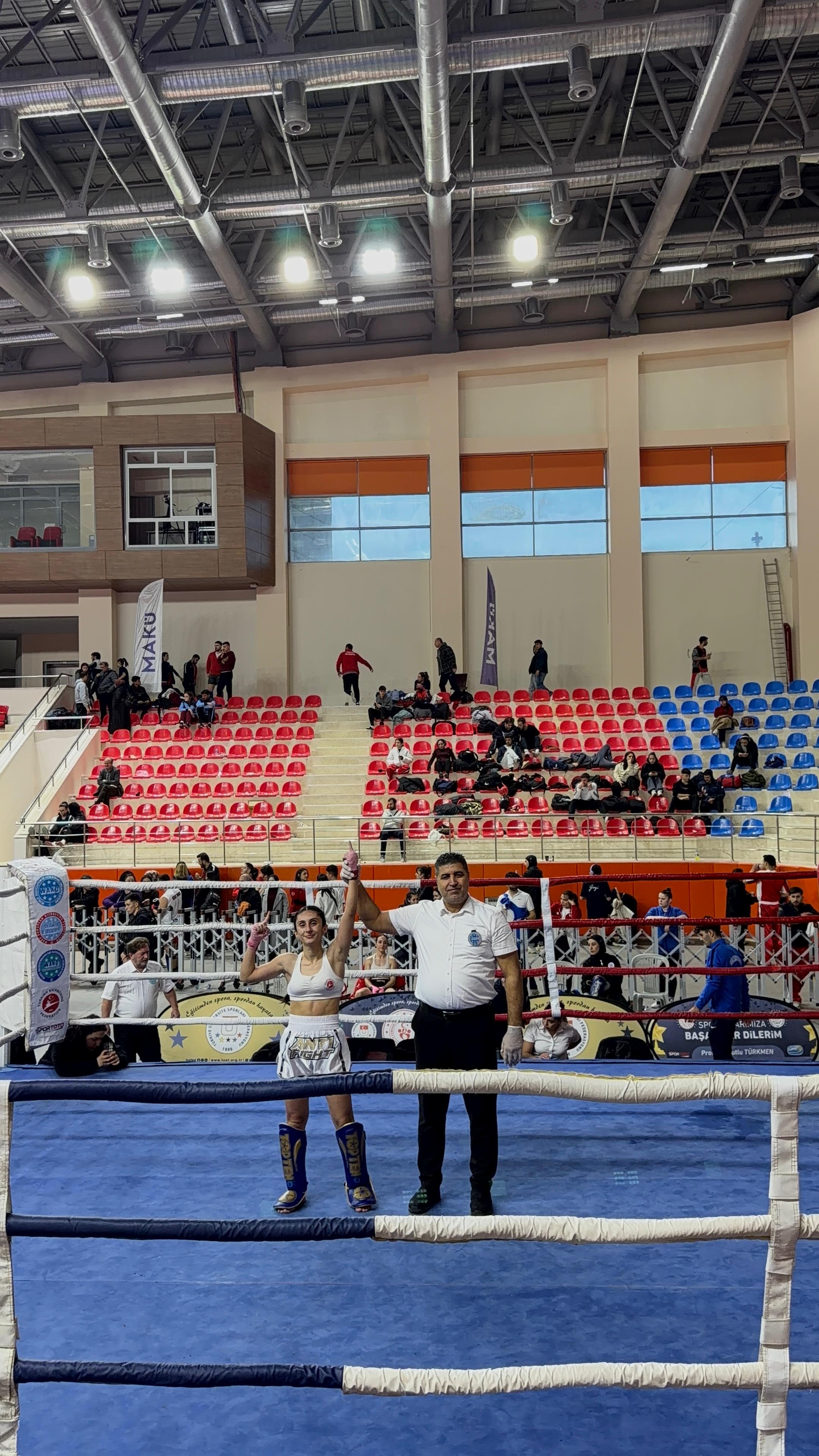 Üniversitemiz Kick Boks Takımından Türkiye Şampiyonasında Gümüş Madalya 7