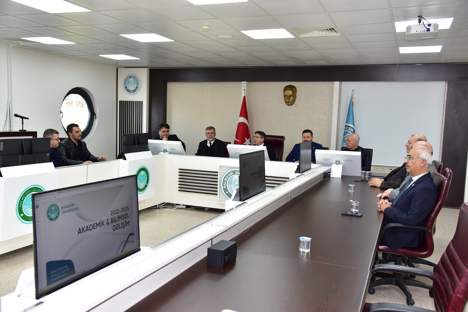 Adalet ve Kalkınma Partisi Balıkesir İl Başkanı Mehmet Aydemir ve Belediye Başkanlarından BAÜN’e Ziyaret 3