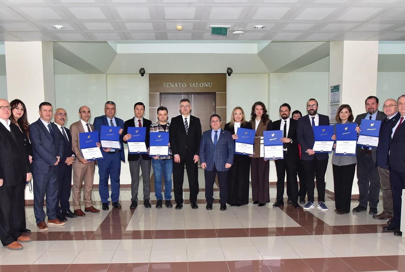Otomotiv Teknolojisi, Bilgisayar Programcılığı ve Pazarlama Programlarına MEDEK Akreditaysonu Belgeleri Takdim Edildi