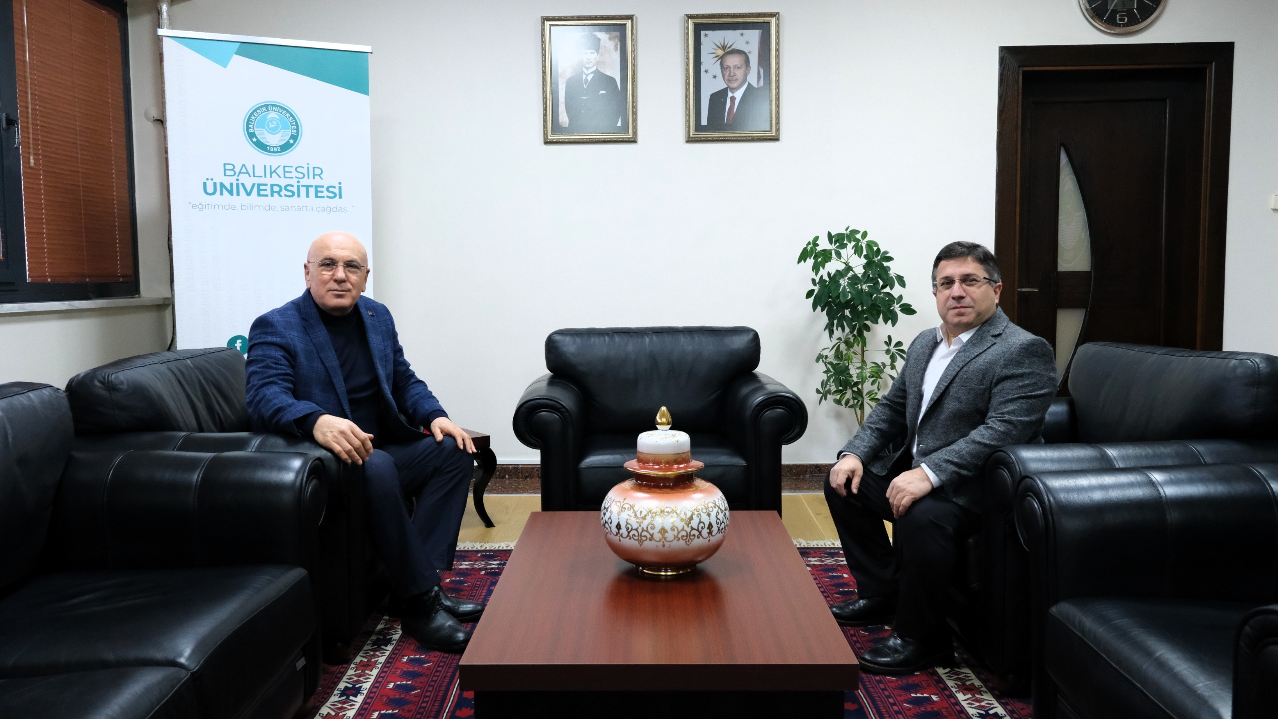 Balıkesir Milletvekili İsmail Ok'tan Balıkesir Üniversitesine Ziyaret 2
