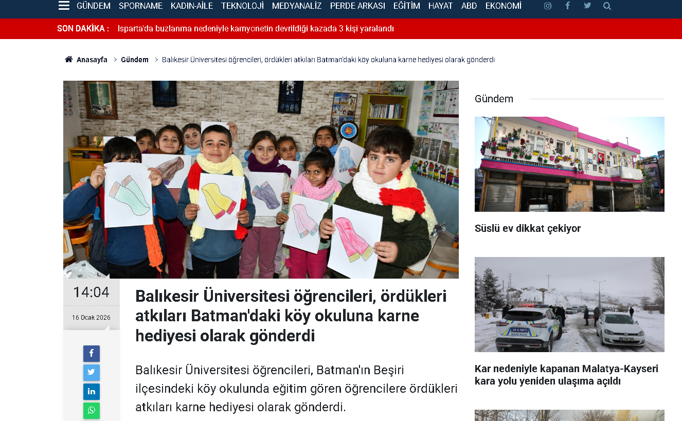   Balıkesir Üniversitesi öğrencileri, ördükleri atkıları Batman'daki köy okuluna karne hediyesi olarak gönderdi
