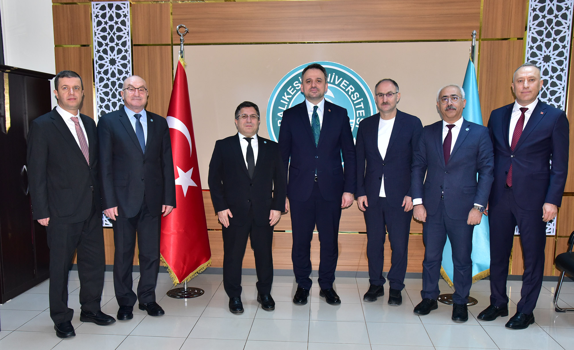 GSB Bakan Yardımcısı Dr. Enes Eminoğlu’ndan BAÜN Rektörlüğüne ve Simülasyon Merkezine Ziyaret 3
