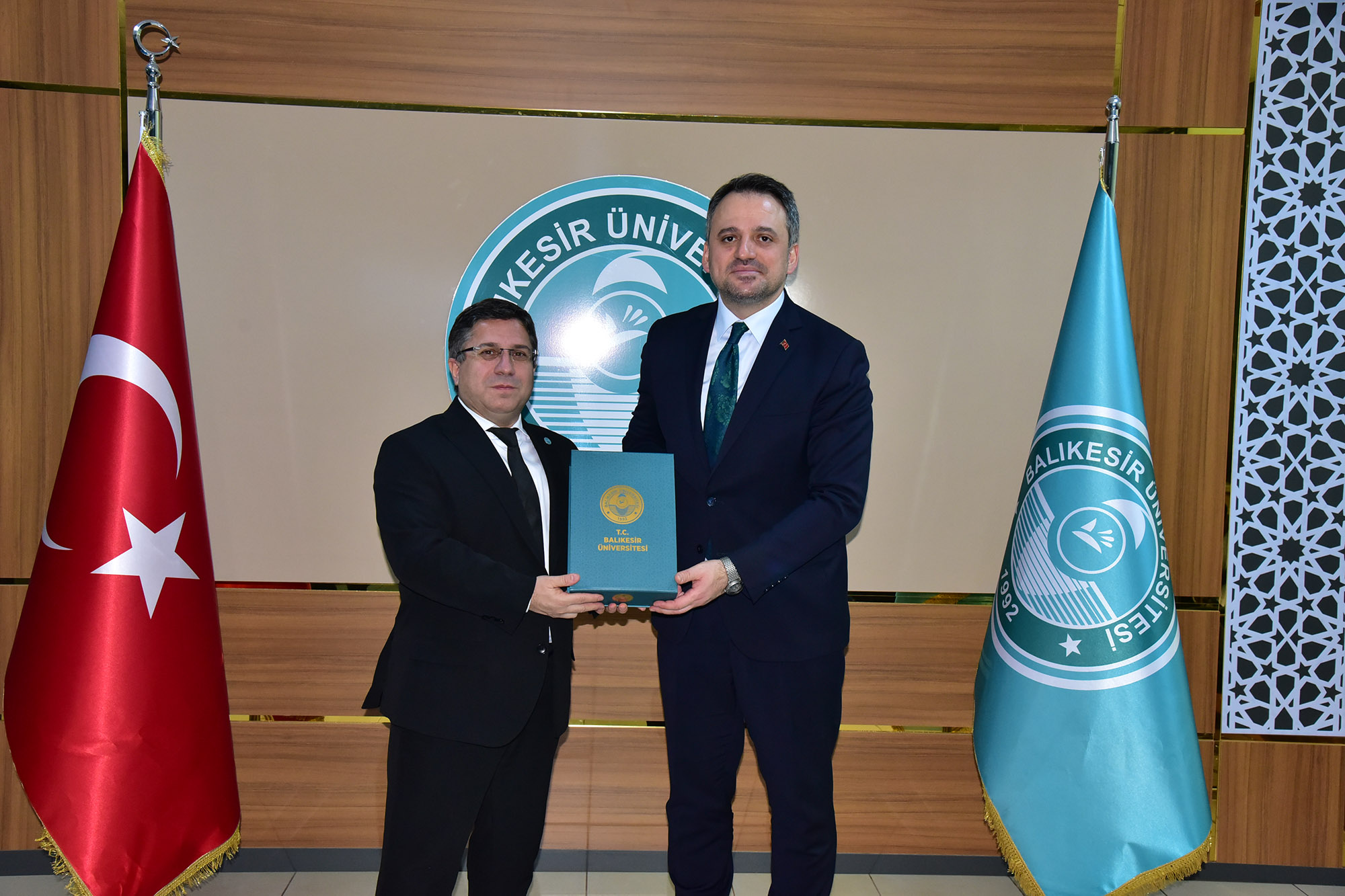 GSB Bakan Yardımcısı Dr. Enes Eminoğlu’ndan BAÜN Rektörlüğüne ve Simülasyon Merkezine Ziyaret 4