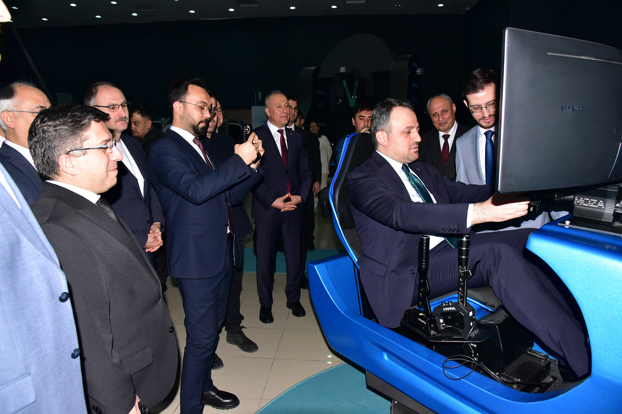 Gençlik ve Spor Bakan Yardımcısı Dr. Enes Eminoğlu, BAÜN Simülasyon Merkezini Ziyaret Etti 5